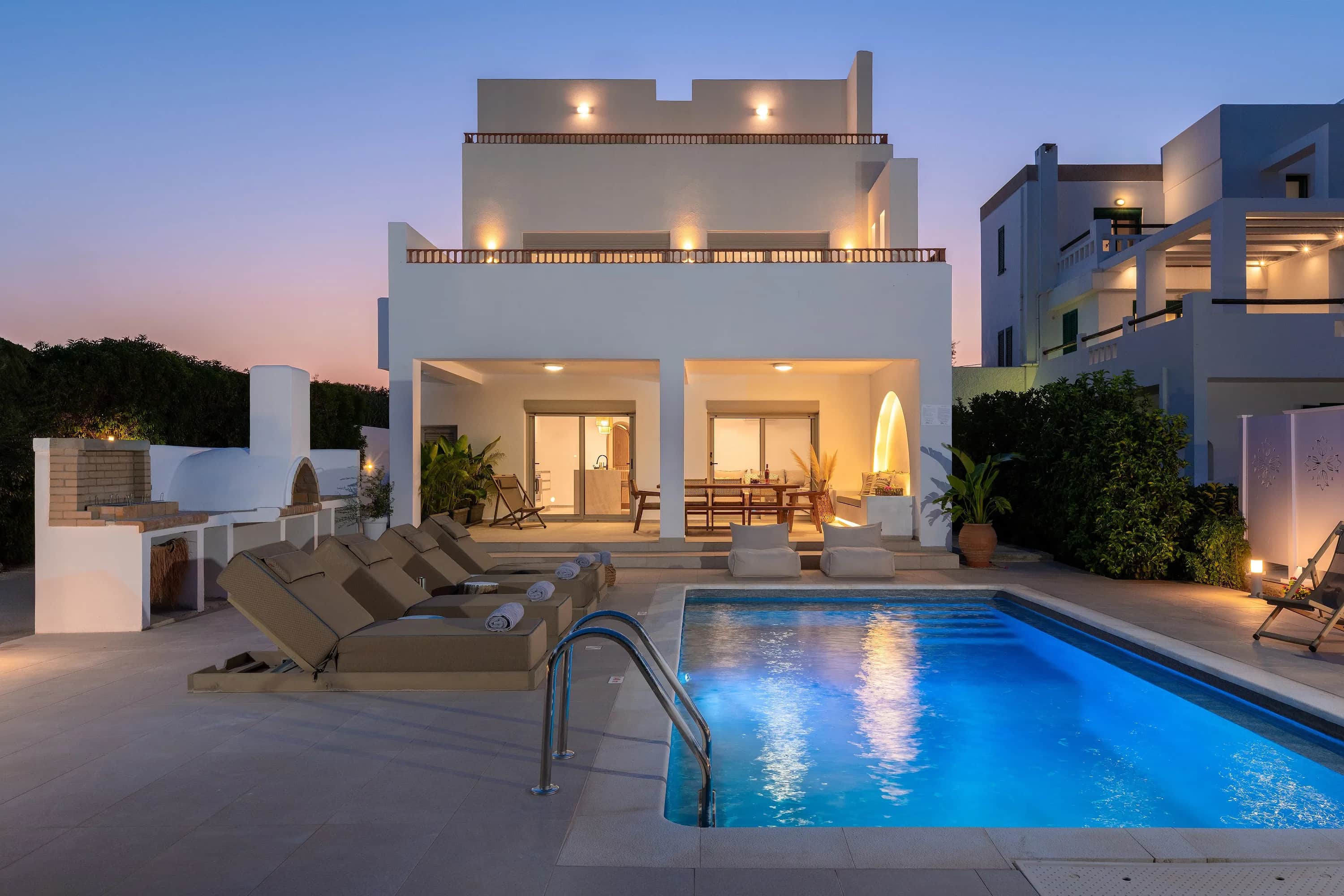 Paradiso Luxury Beachfront Villa — photo 1