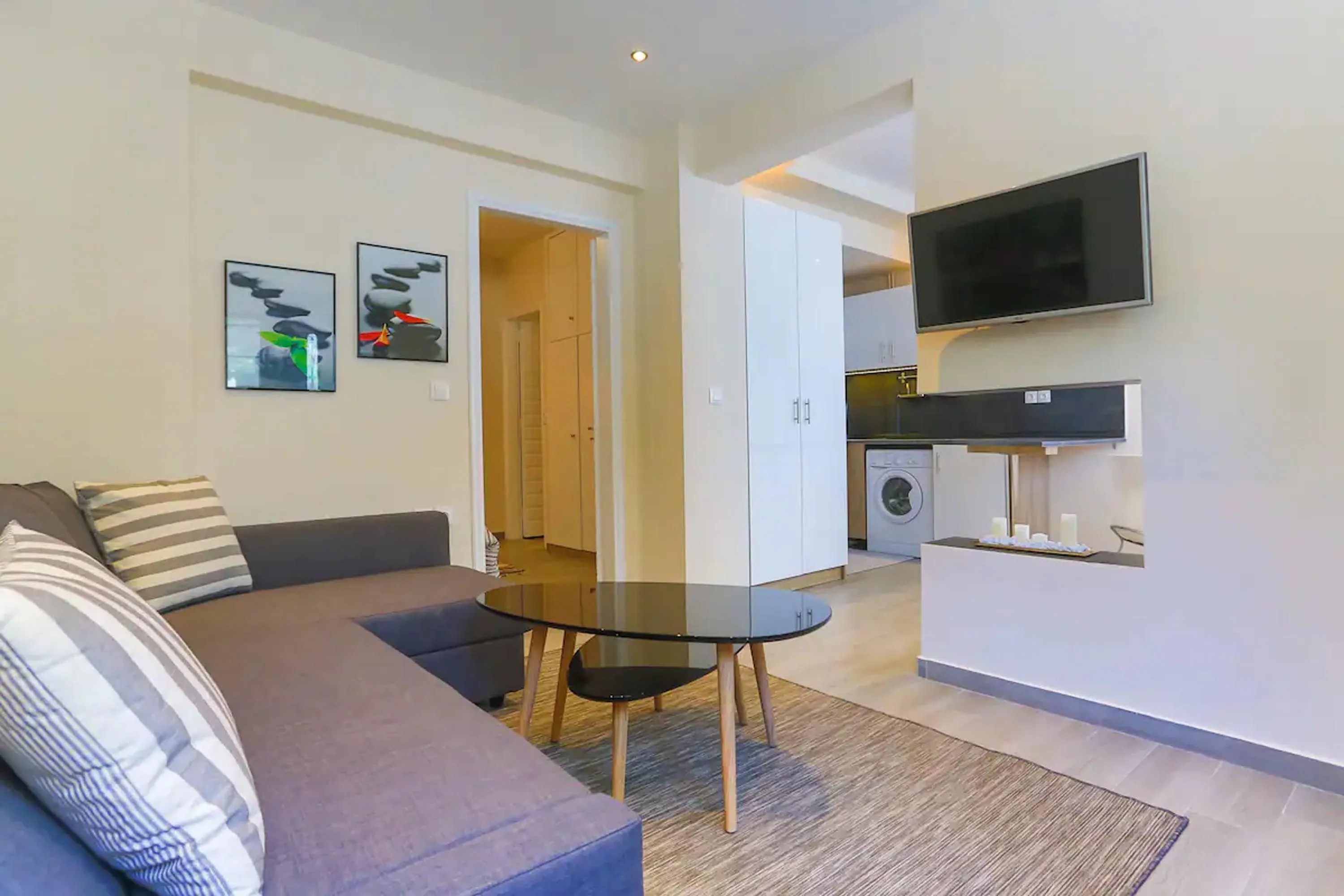 Modern near the sea - Sunset View Apartments — photo 2