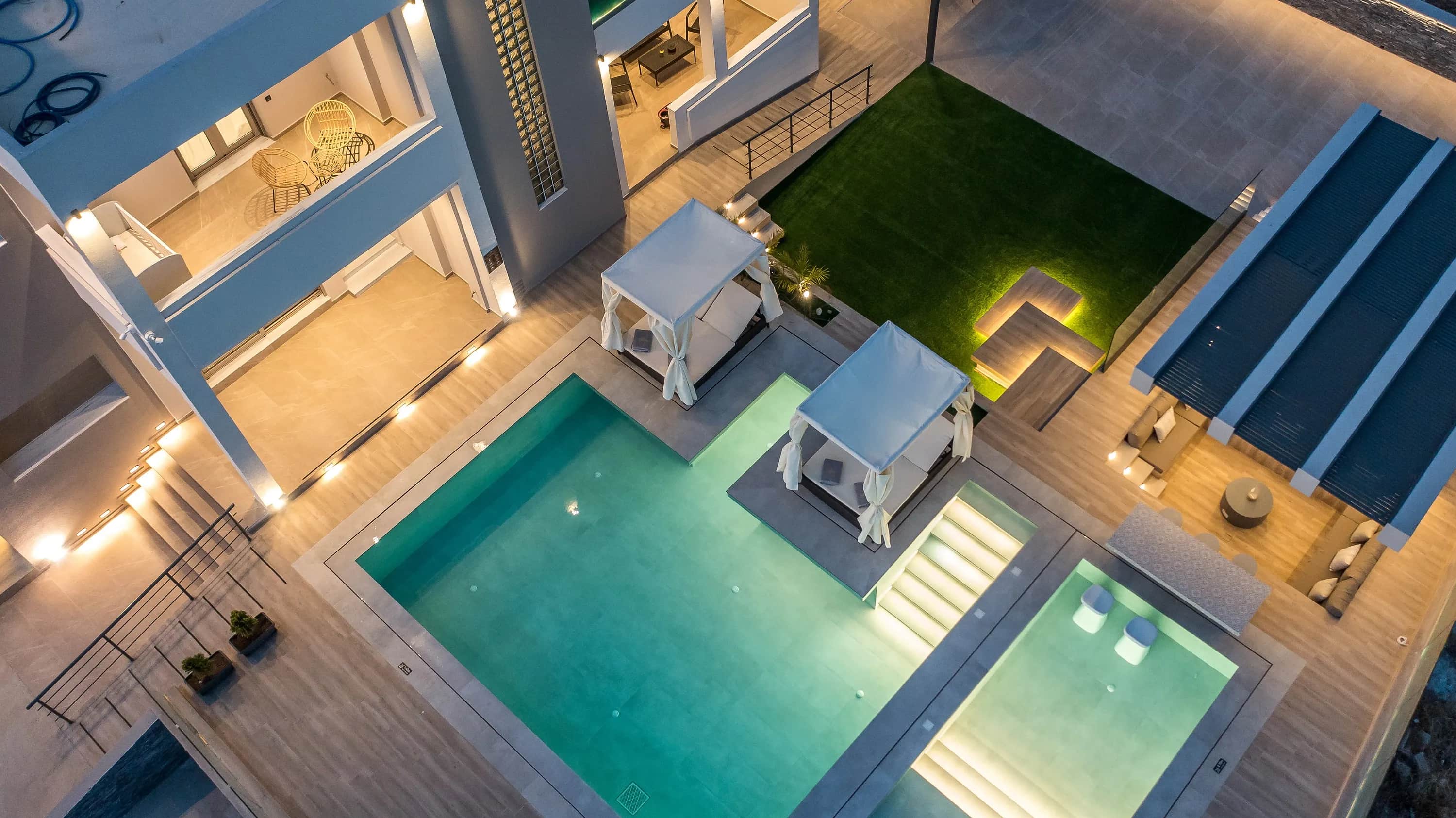 Grand Aqua Luxury Villa by Mintzi — photo 3