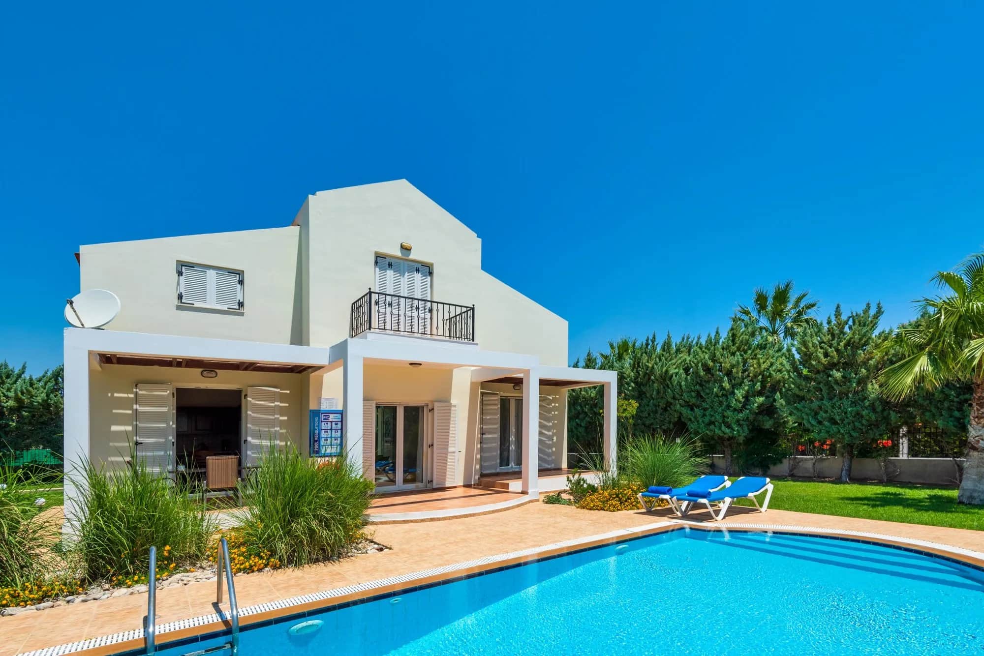 Apollo  Villa — photo 1