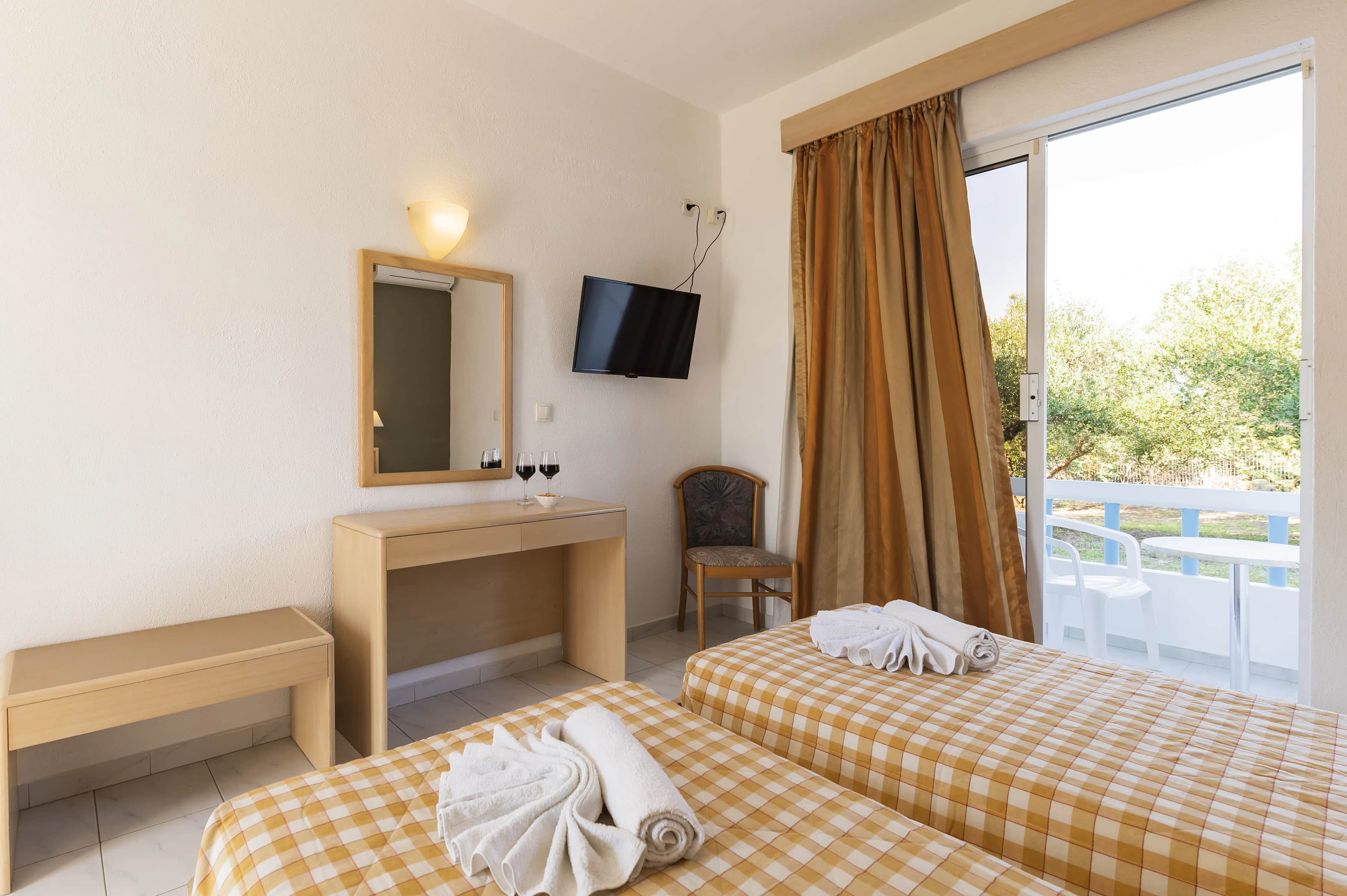 Garden View-Double - Summer View Hotel — photo 2