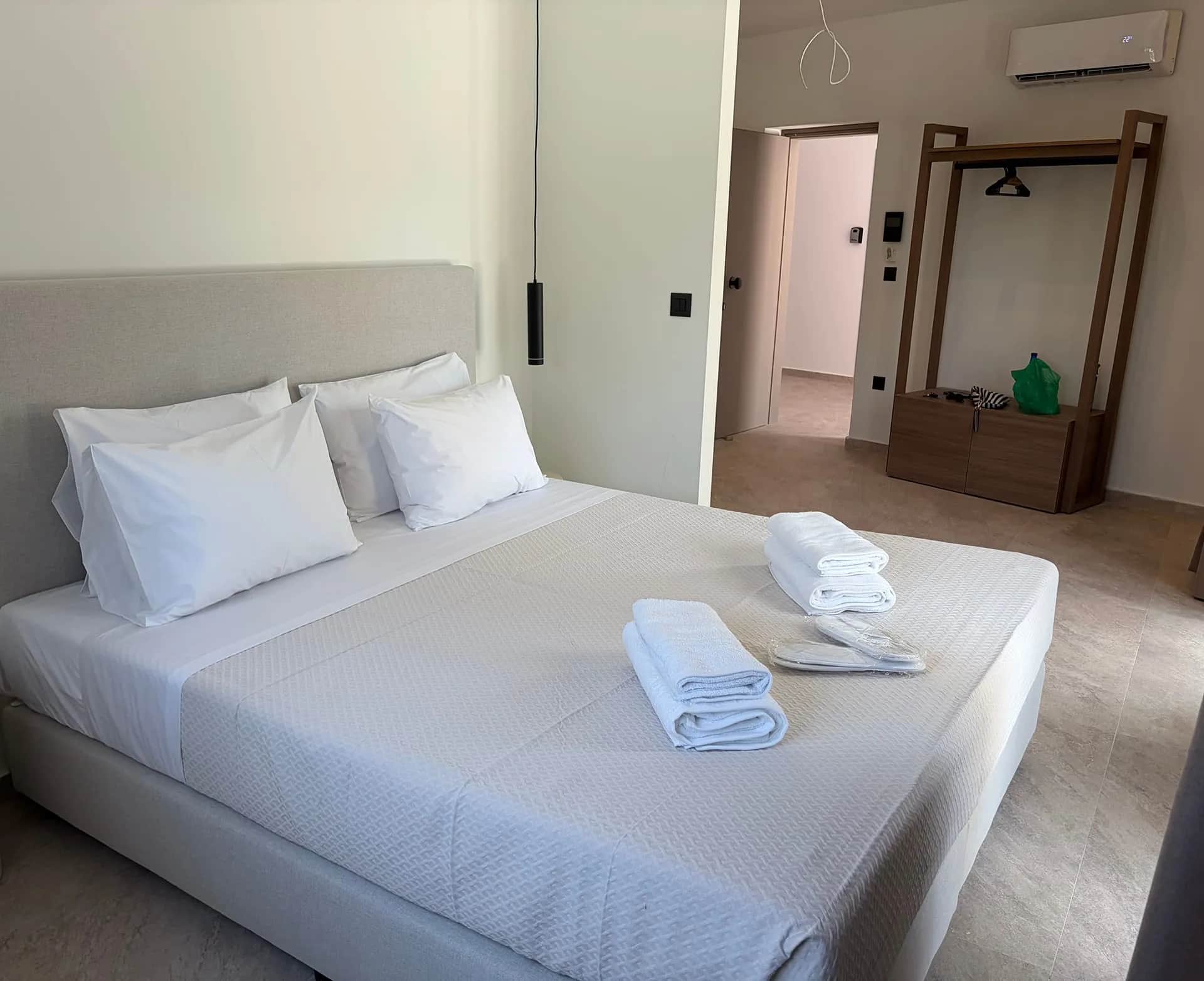 Ixia Elegance with Pool -101 — photo 5