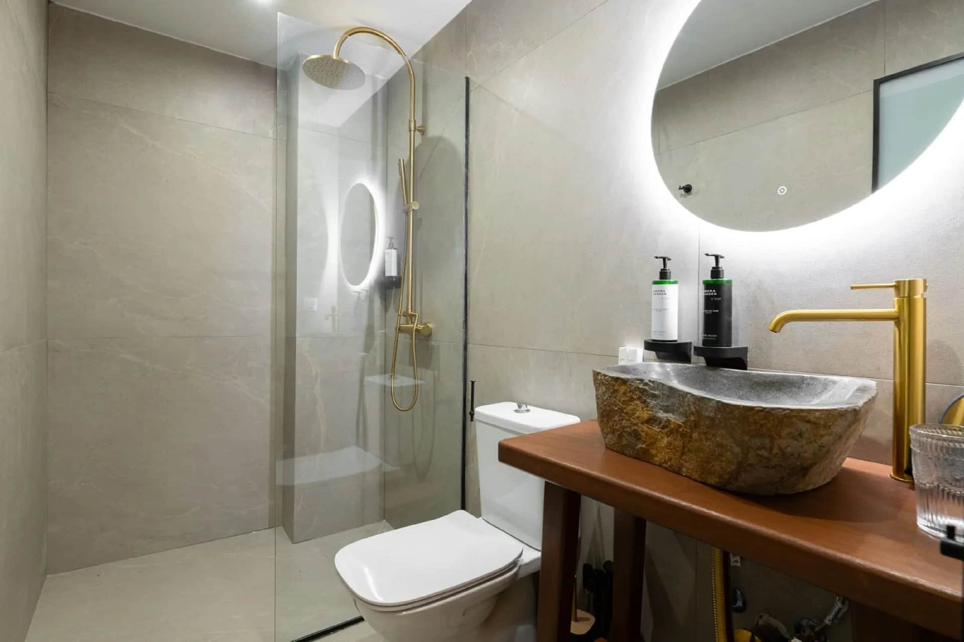 Jivaeri Luxury Suites - Colossos Suite — photo 4