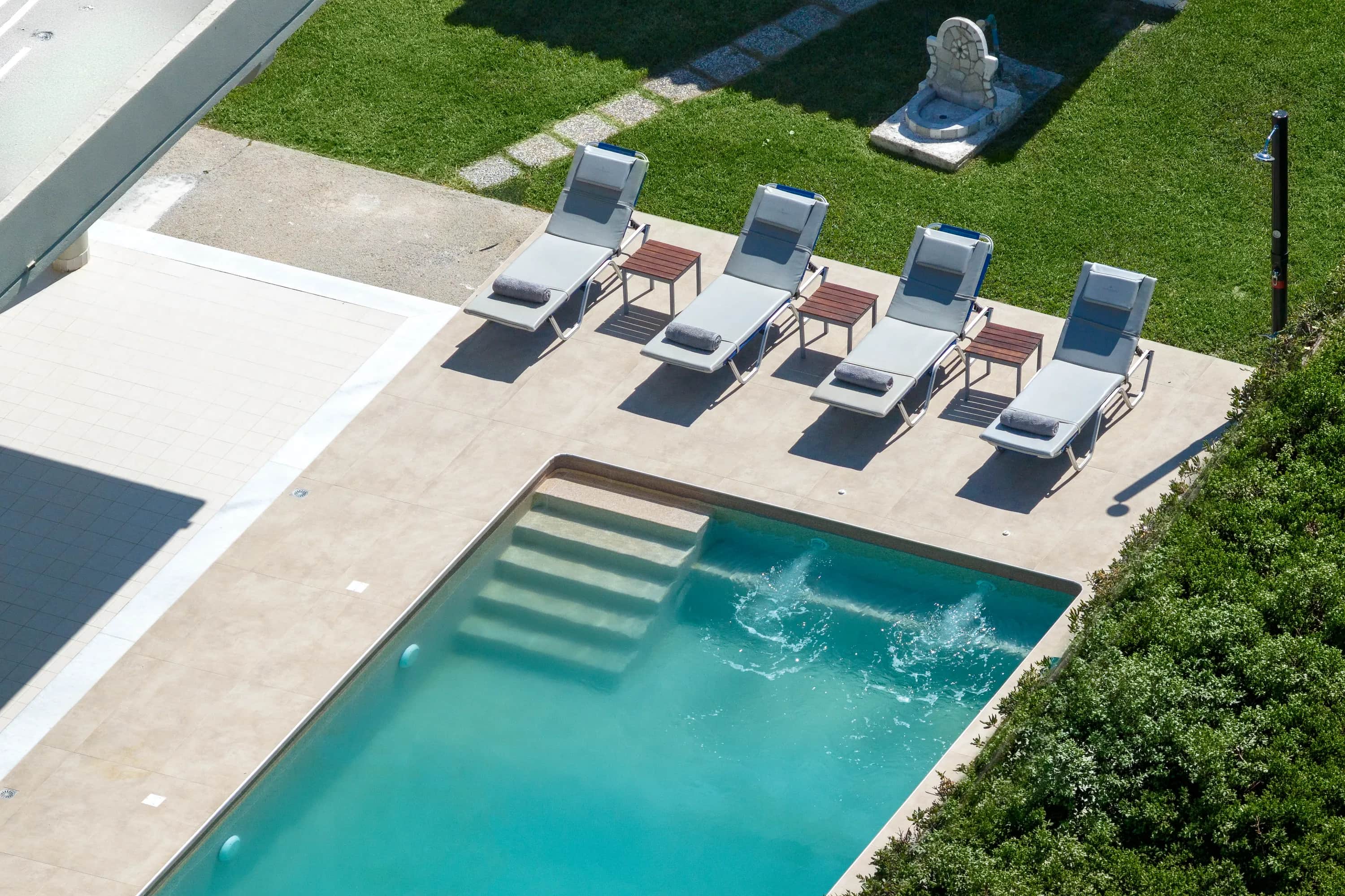 Cielo Hillside Villa — photo 2