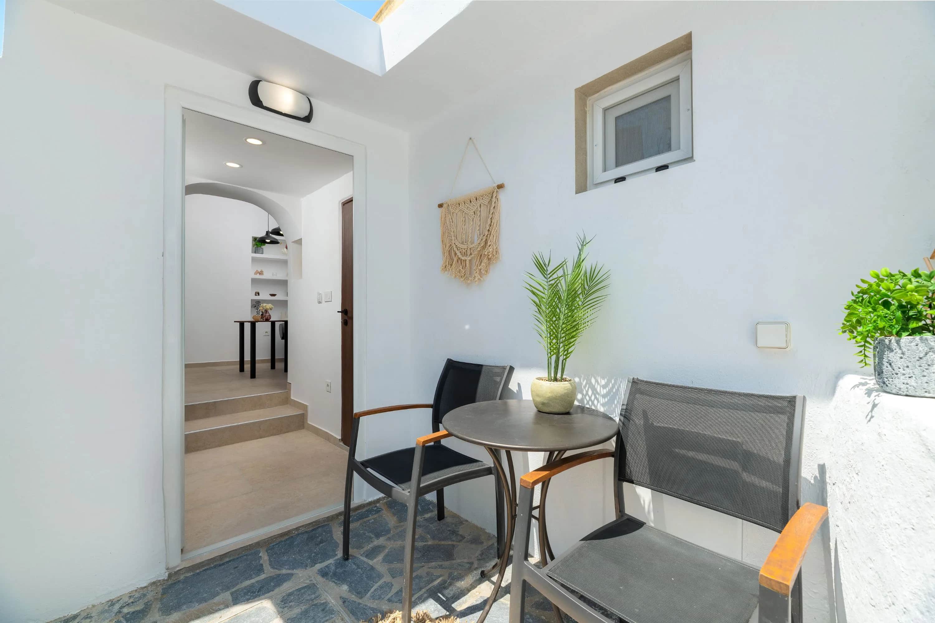 Icarus Residence — photo 2