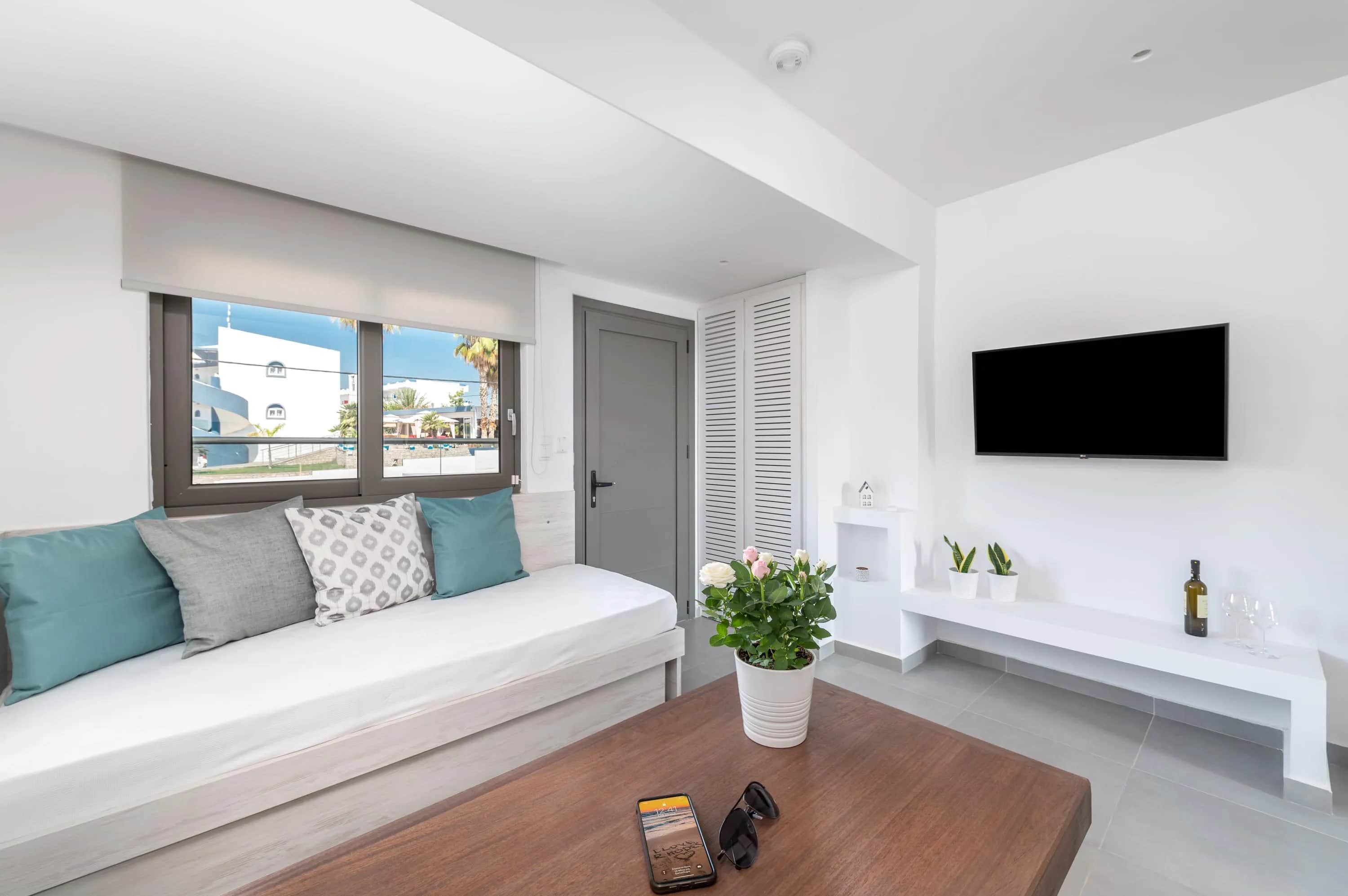 First Floor Apartment - Kellys Luxury Apartments — photo 4