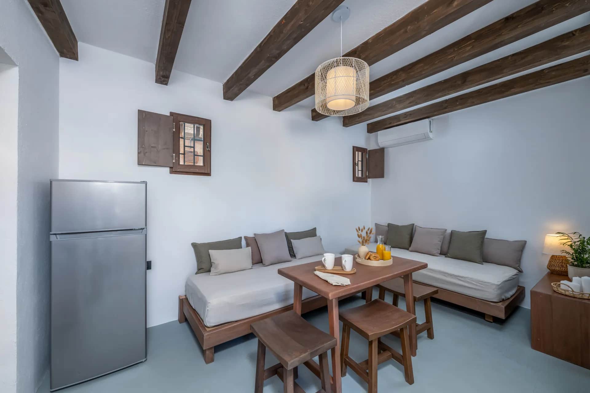 Elia Suites - Suite 8 — photo 1