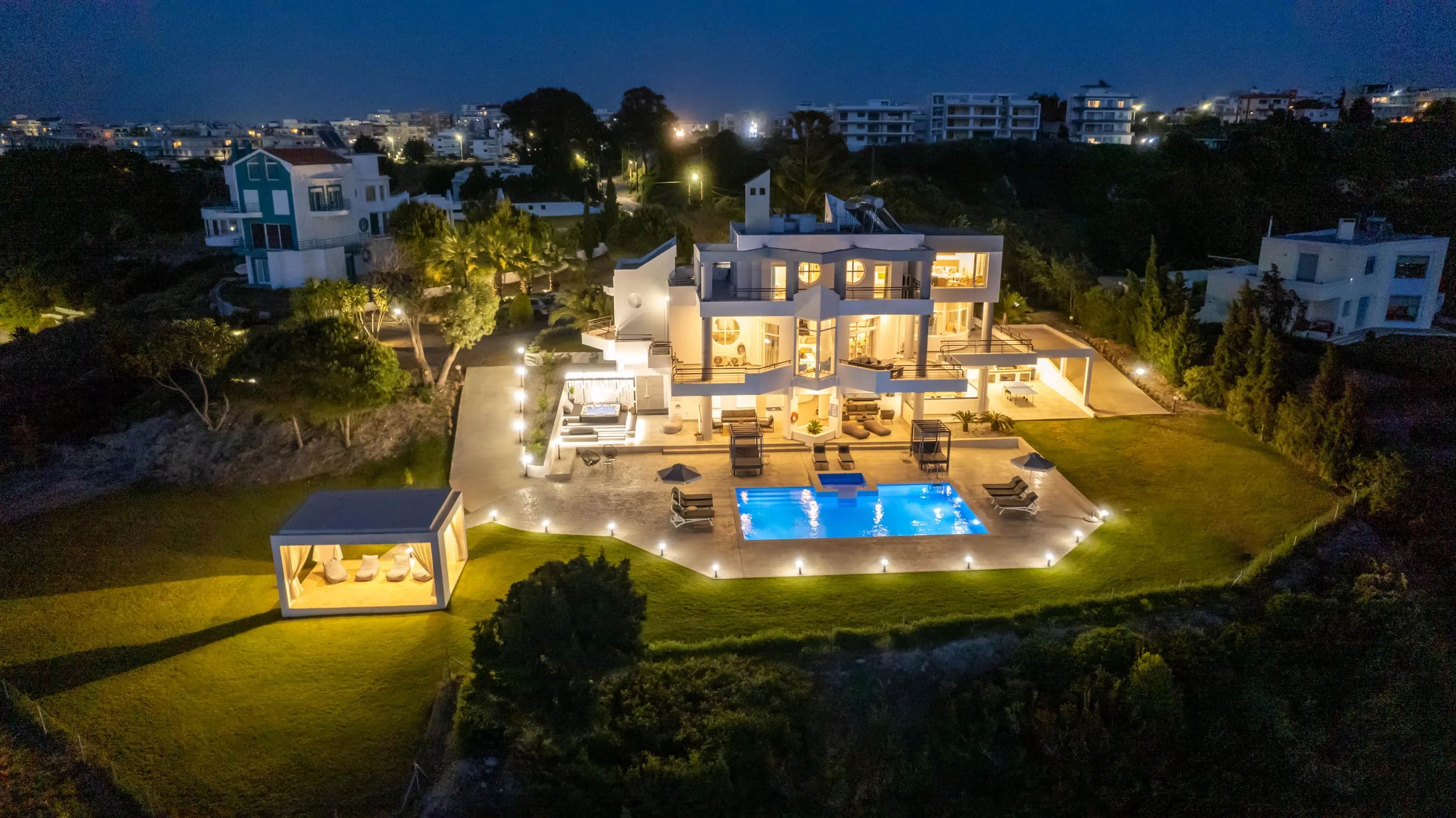 Monte Smith Grand Luxury Villa — photo 2
