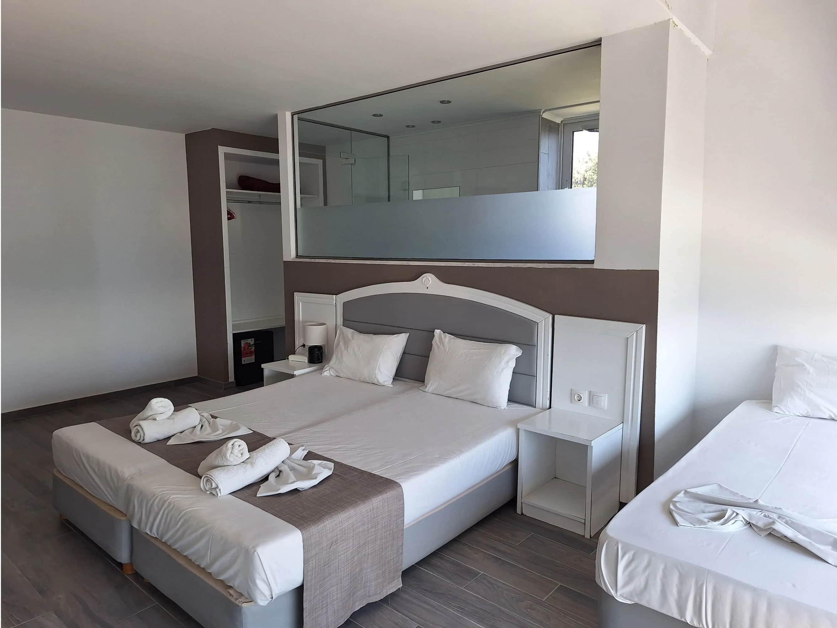 Lido Star Faliraki - Triple Room with Sea View — photo 2