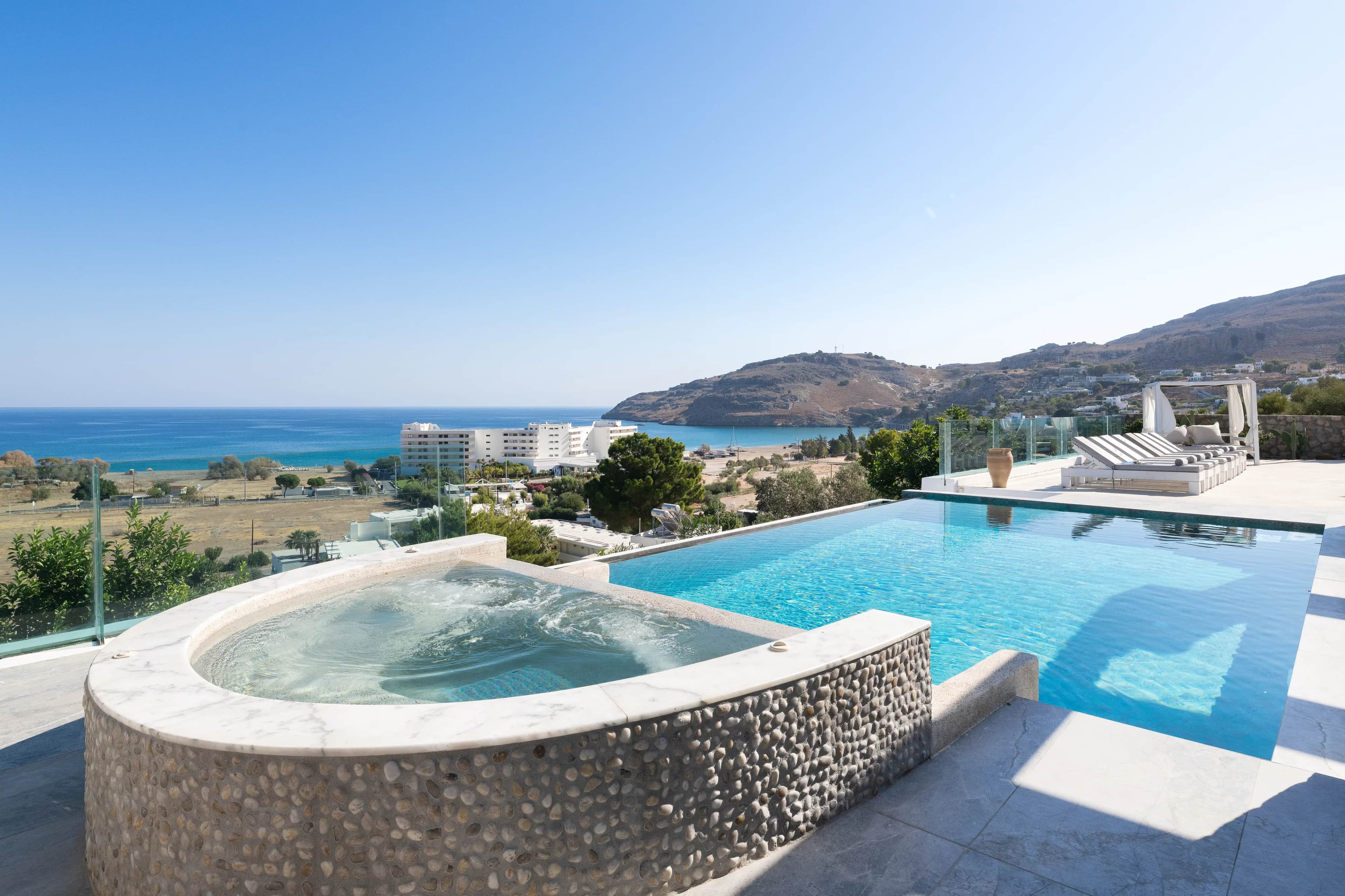 Modern Luxury Villa — photo 2