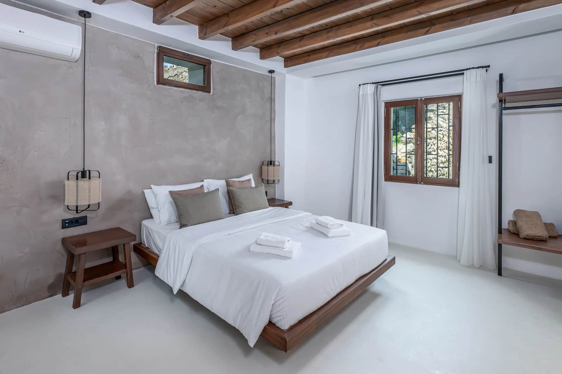 Elia Suites - Suite 1 — photo 1