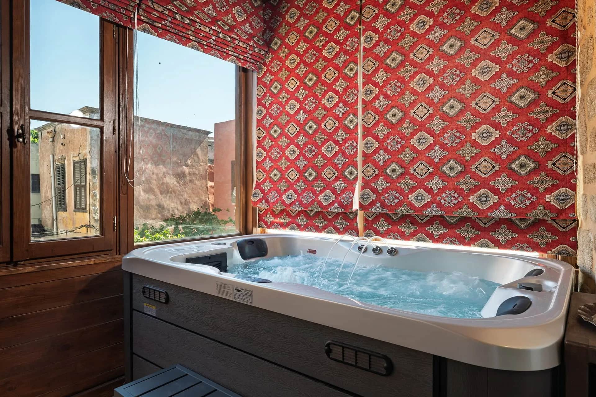 Jivaeri Luxury Suites - Ikaros Suite — photo 1