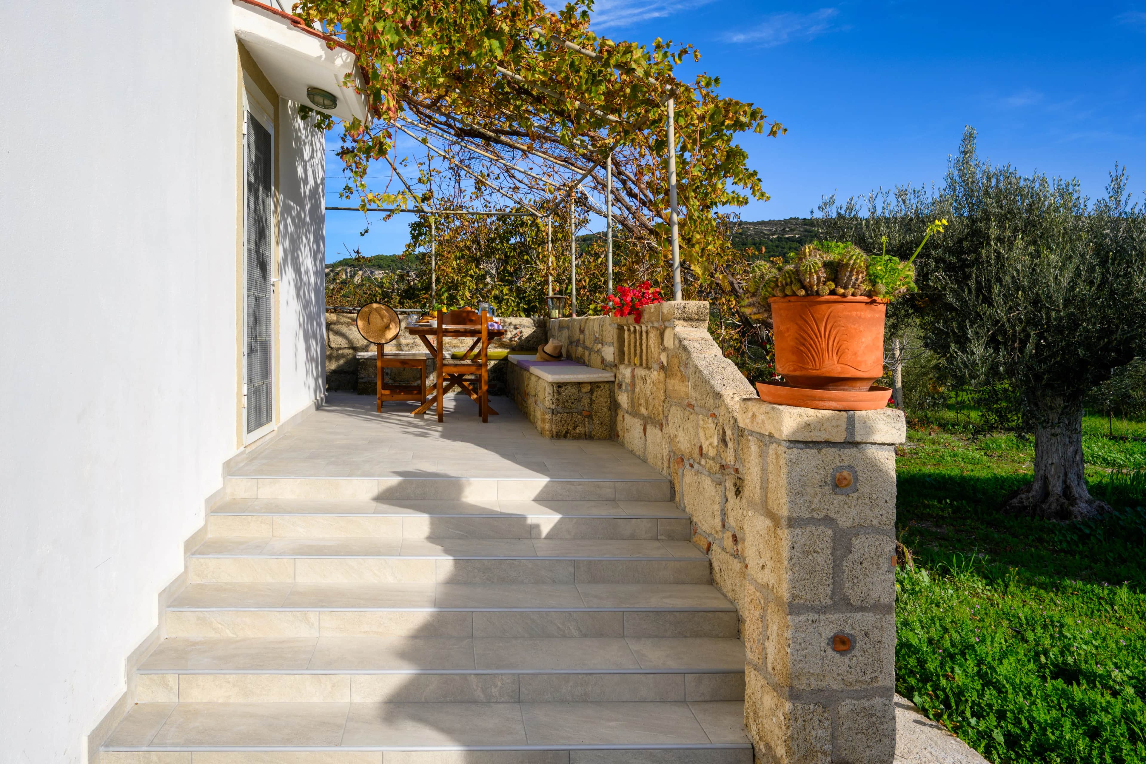 Yanni’s Place — photo 4