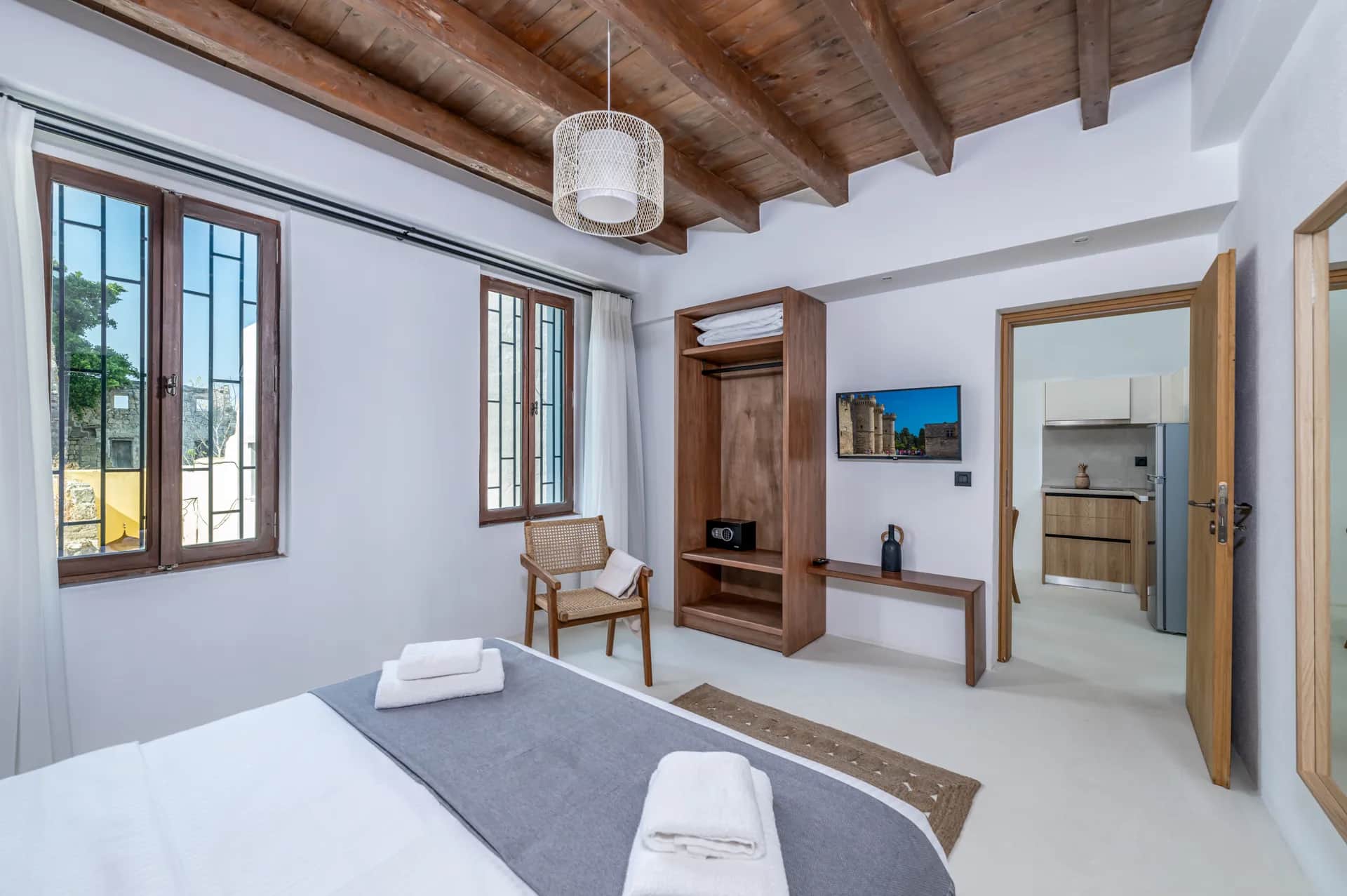 Elia Suites - Suite 3 — photo 3