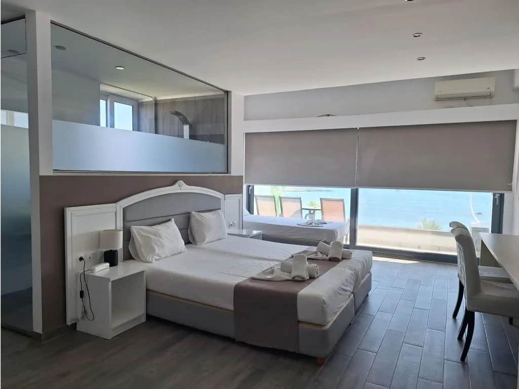 Lido Star Faliraki - Triple Room with Sea View, Poseidonos