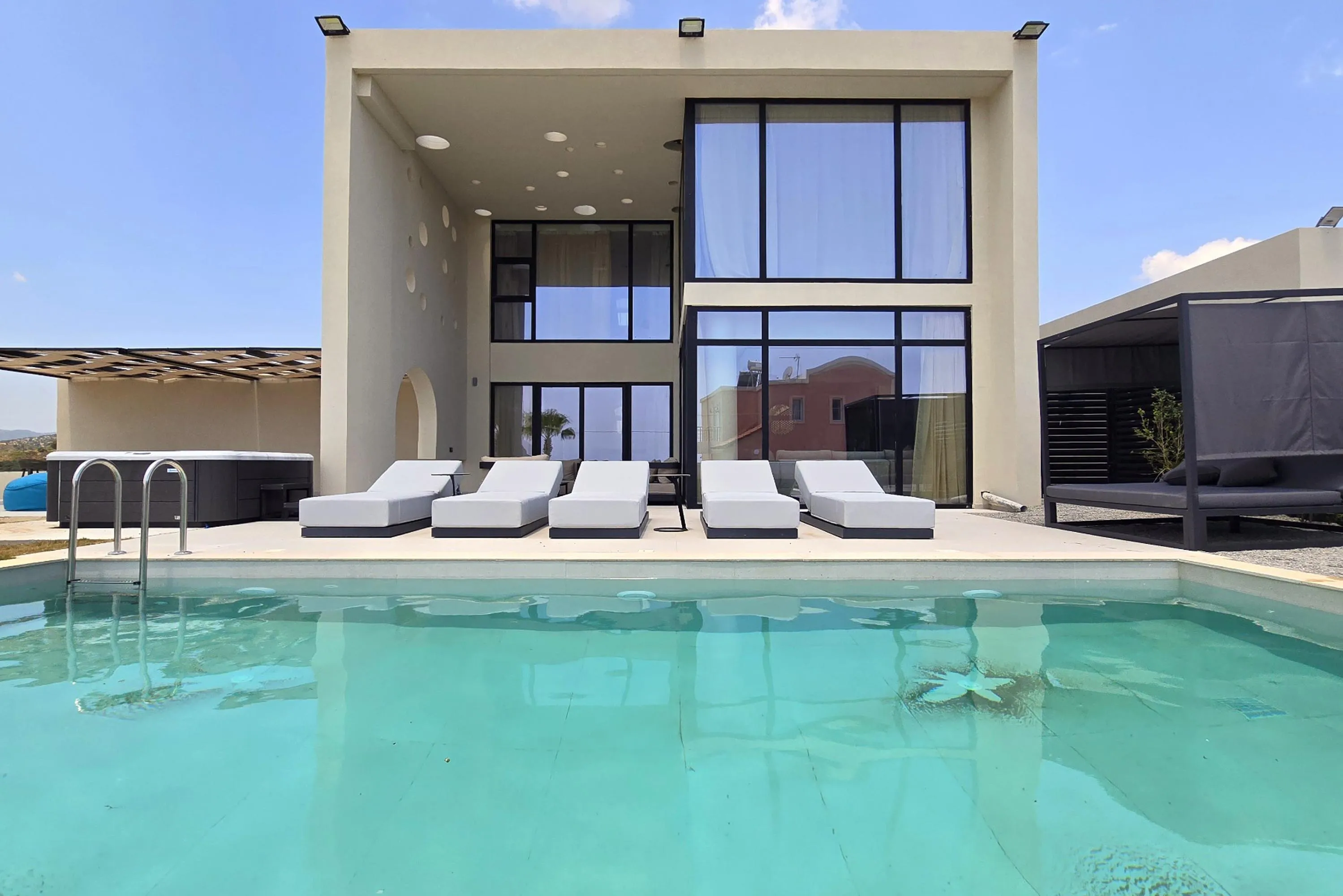 Trapezia Luxury Living - Sapphire — photo 2