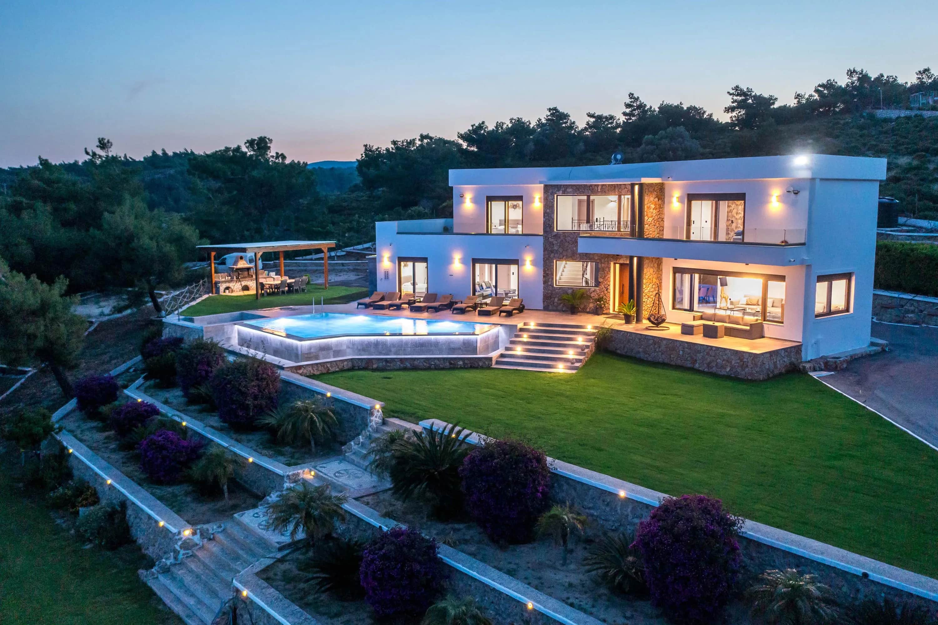 Villa Indira — photo 1