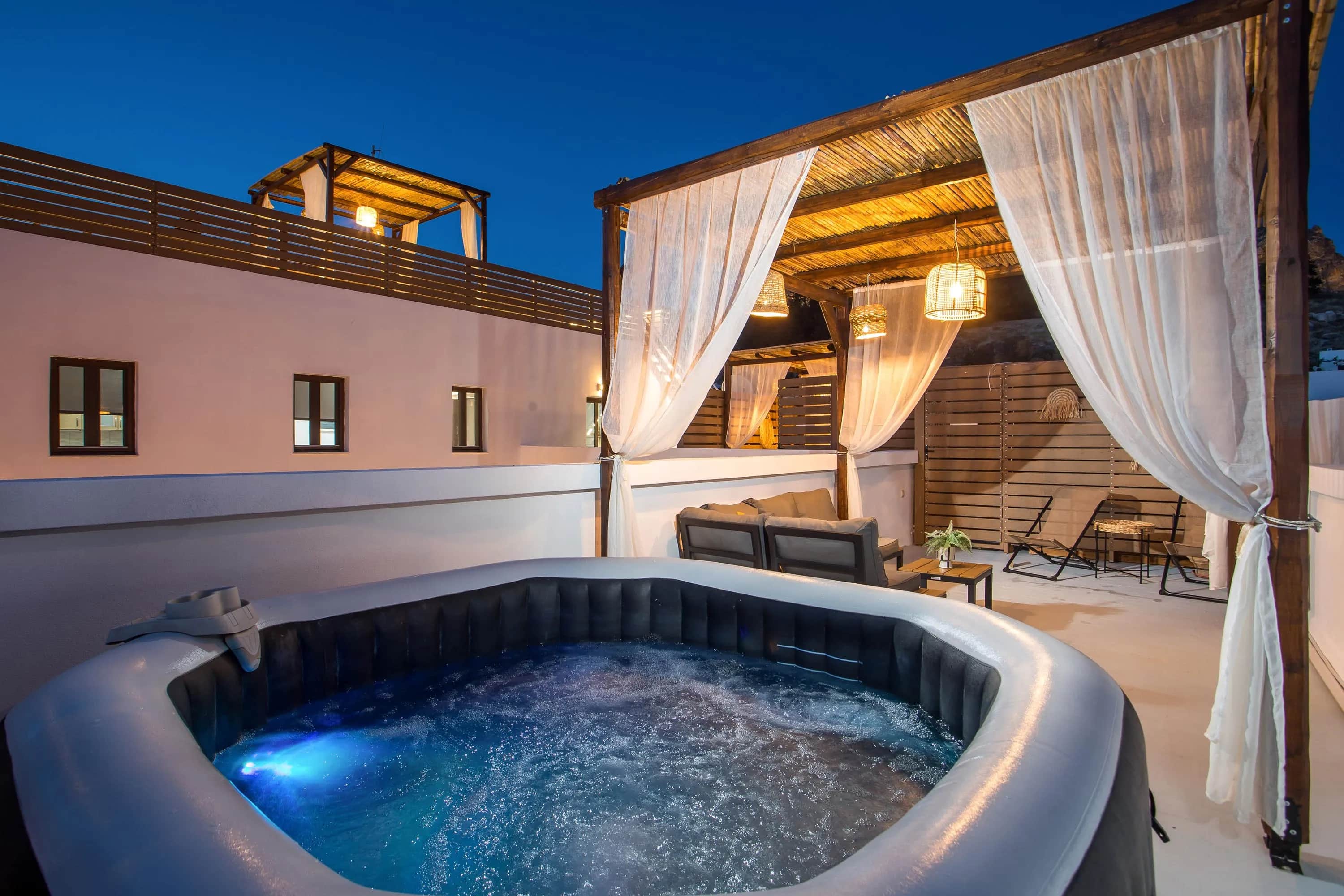 Bliss Luxury Suites - Earth — photo 1