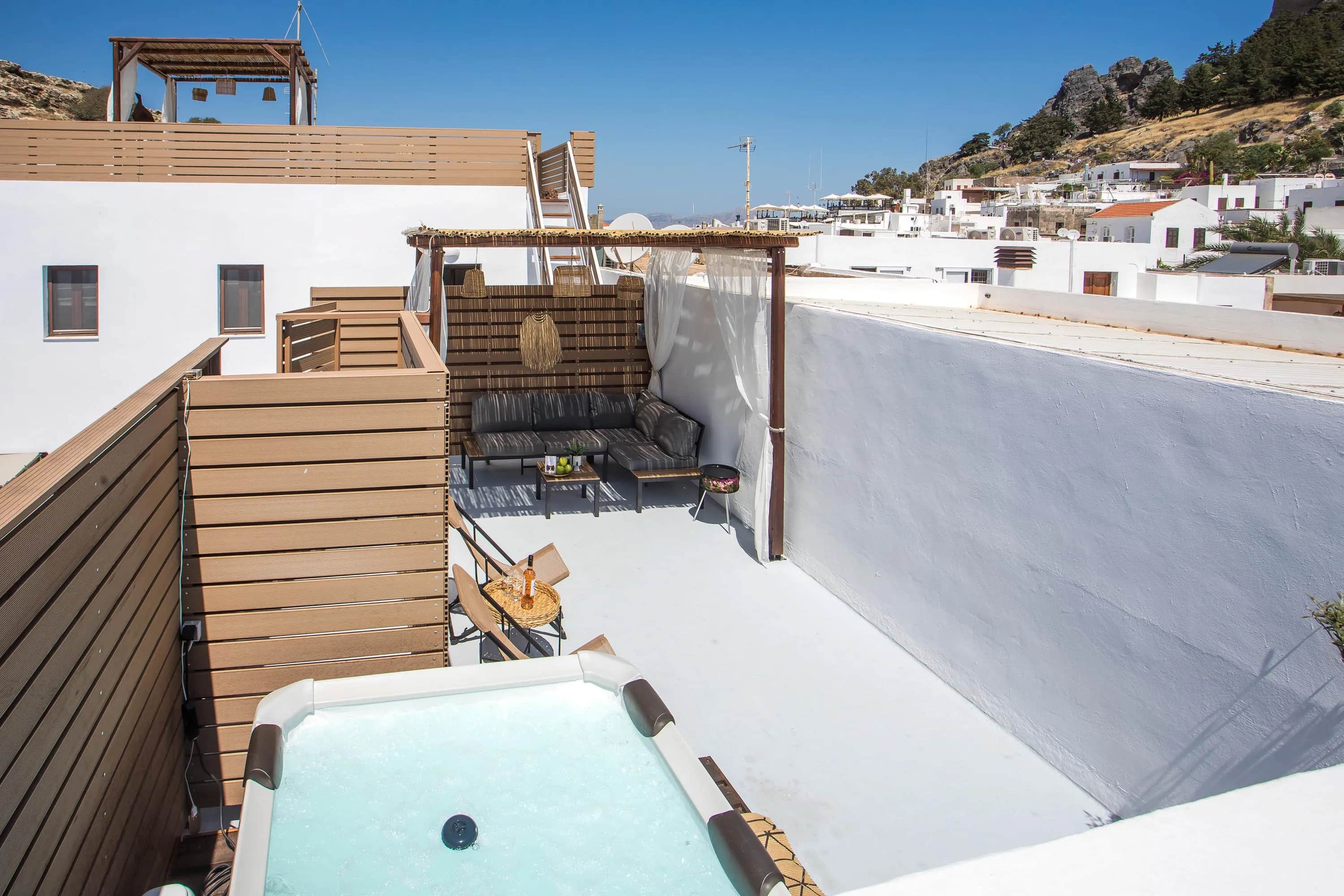 Bliss Luxury Suites - Wind — photo 2
