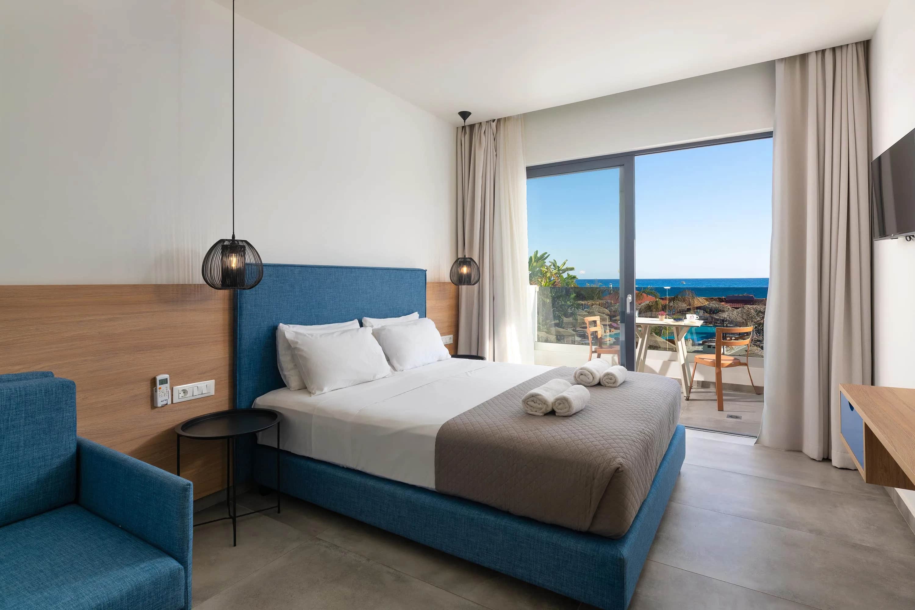 Lux Double Sea View - Aquarius Beach Hotel — photo 1