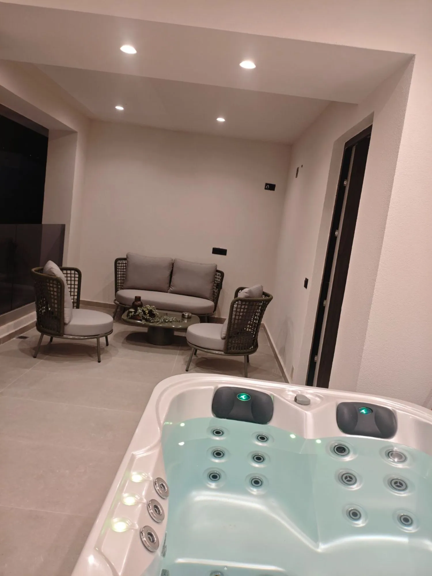 Mirena Exclusive Apartment 2 — photo 2