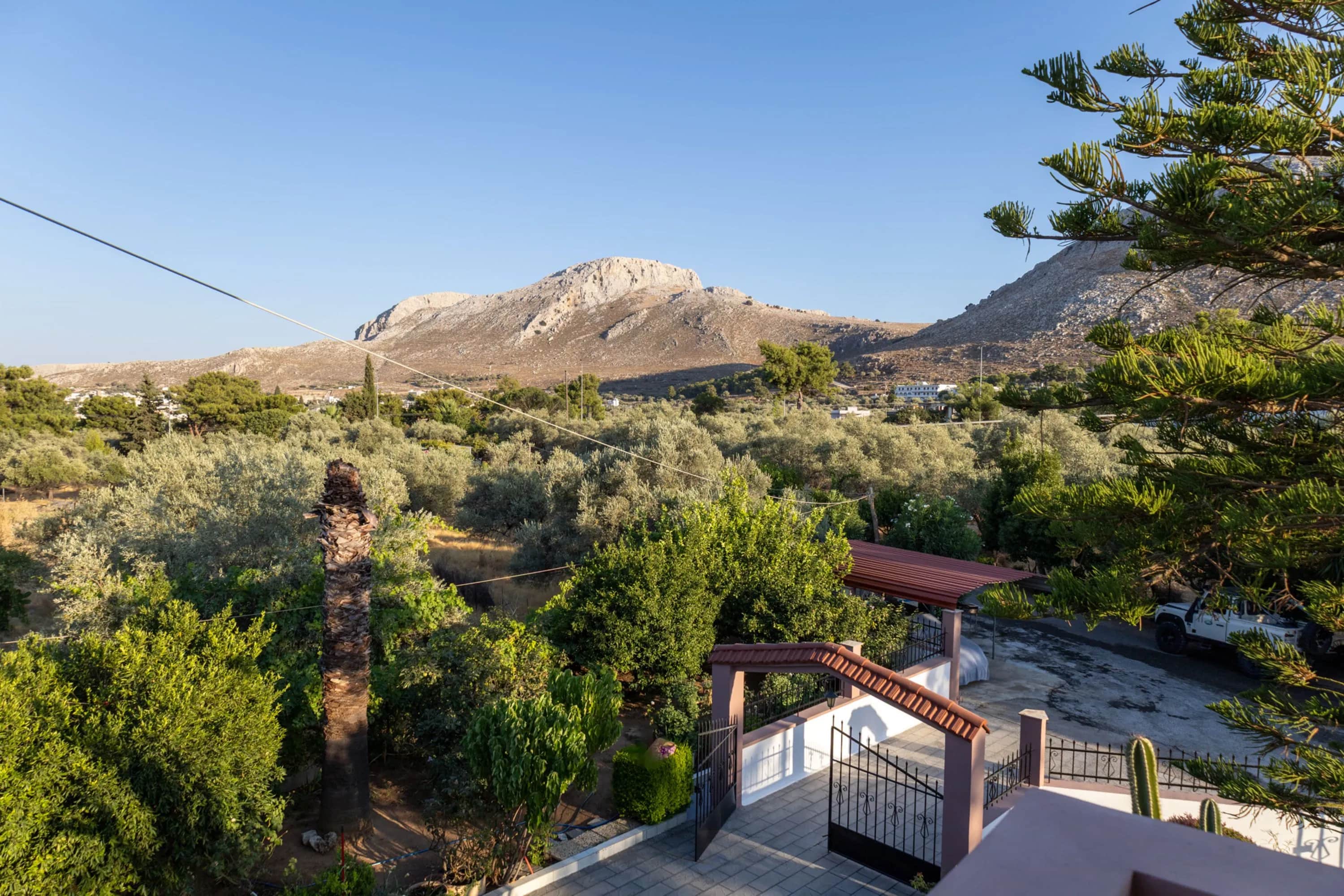 Makiaris Villa — photo 4
