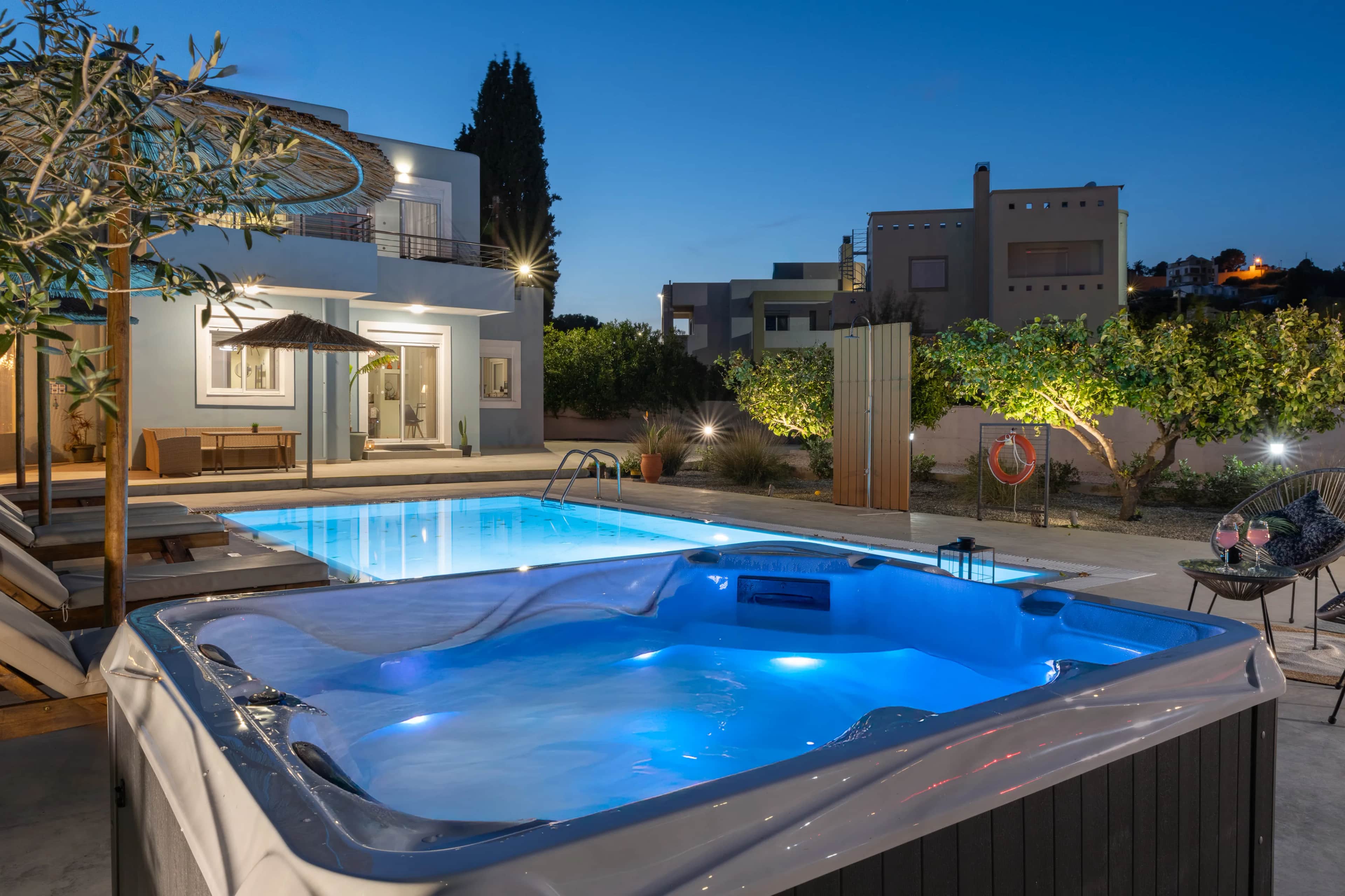 Ethria Pool Villa with heated jacuzzi — photo 2
