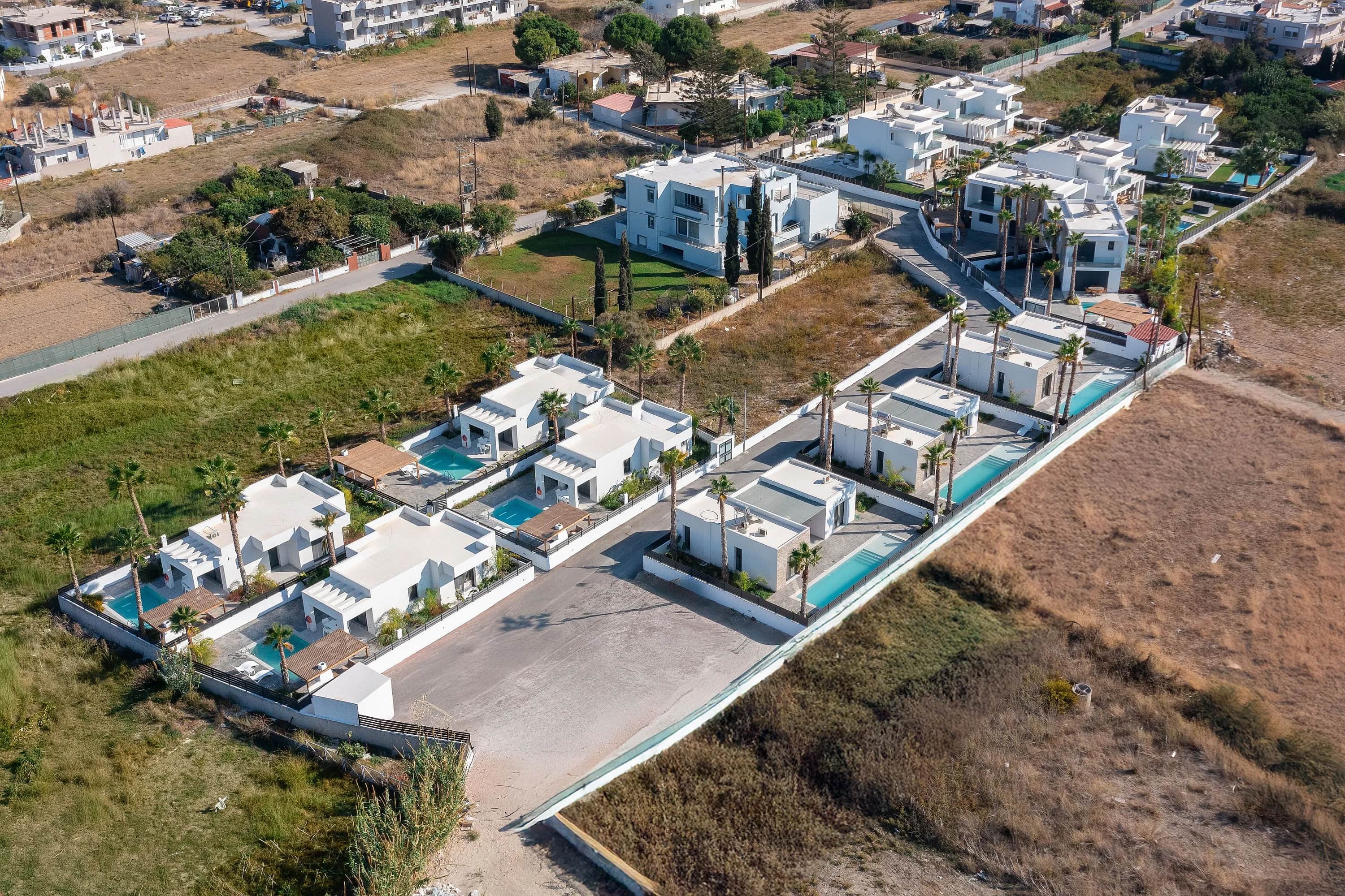 Salty Sun Luxury Villa 4 — photo 1