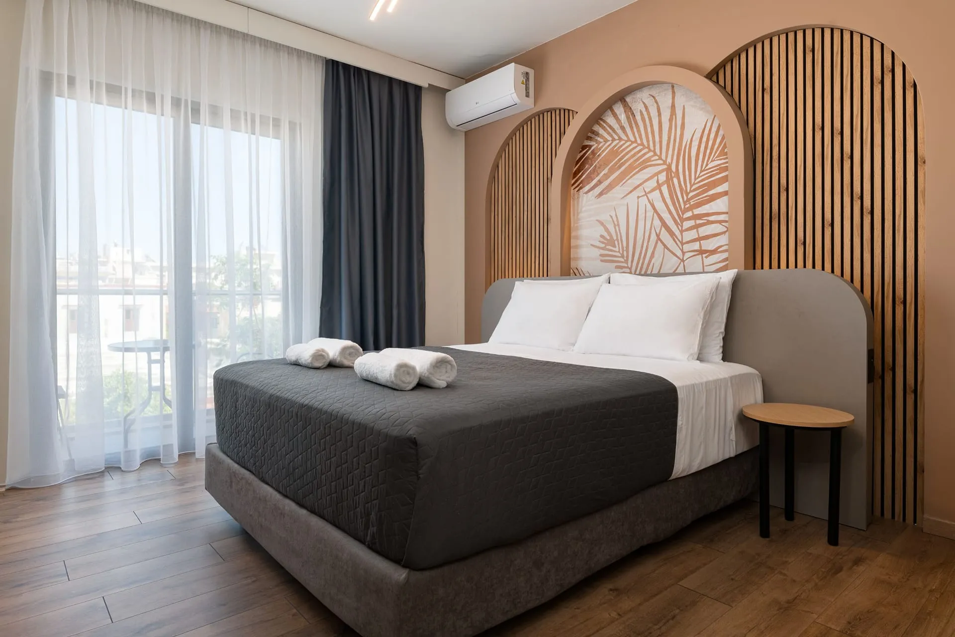 Santa Maria City Hotel - Family Room with Balcony — photo 1