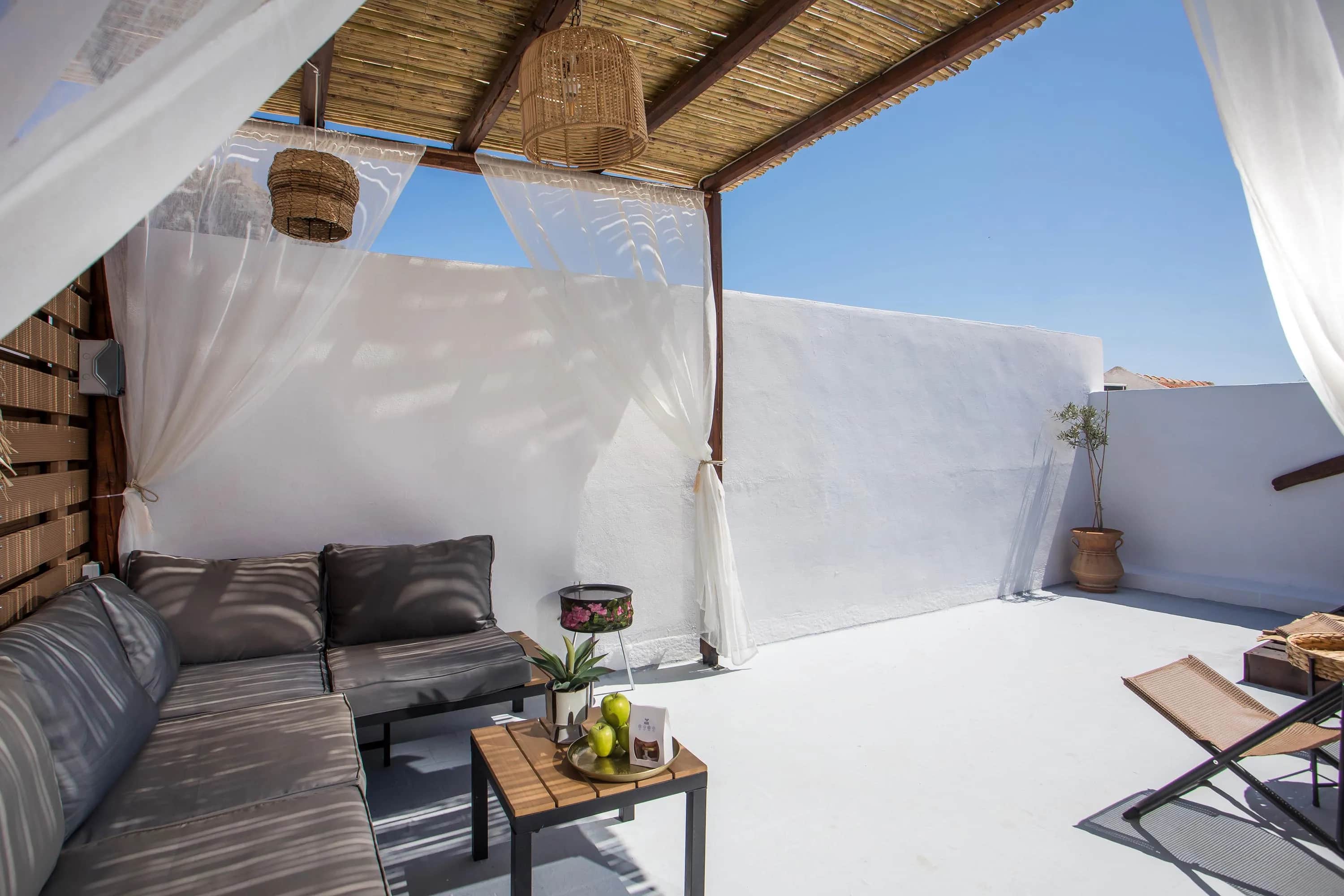 Bliss Luxury Suites - Wind — photo 4