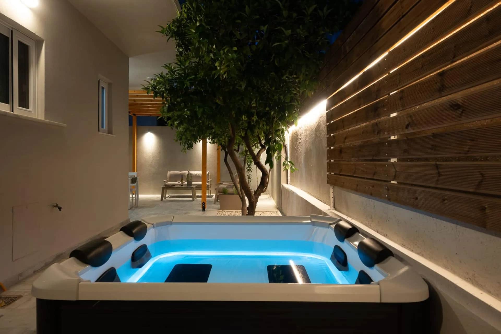 Filerimos Nest - Private Jacuzzi — photo 1
