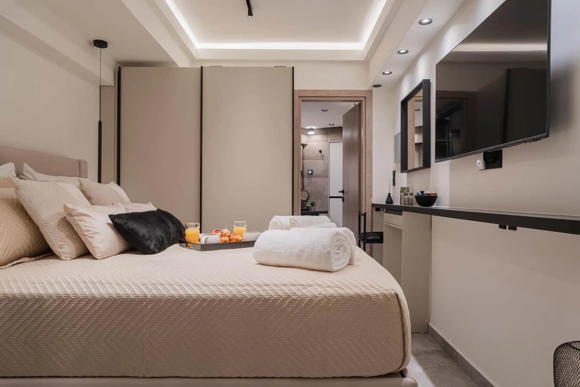 Monte Smith Luxury Suite 1 — photo 5