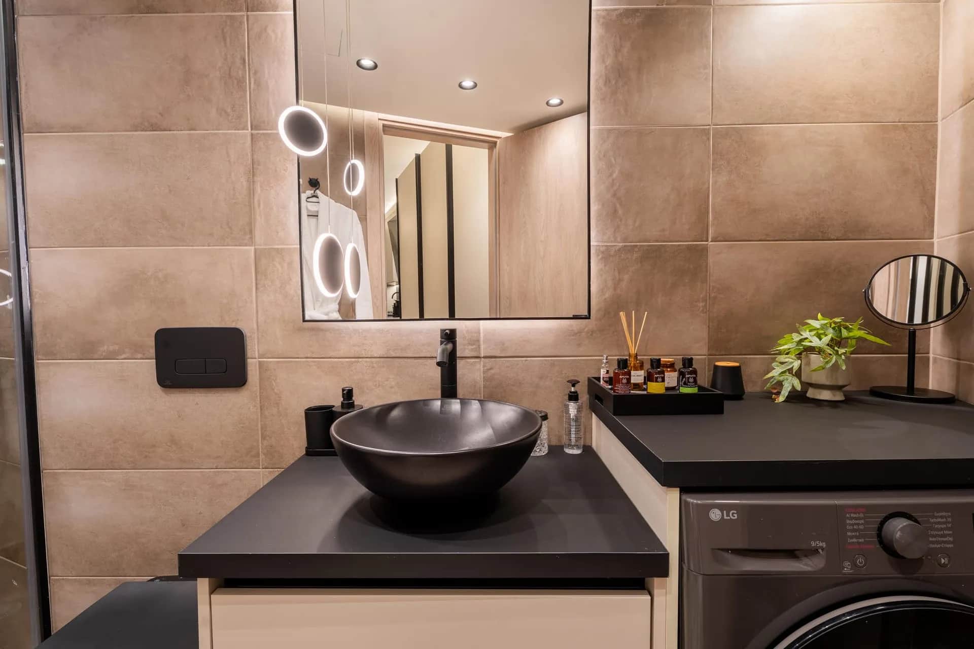 Monte Smith Luxury Suite 2 — photo 5