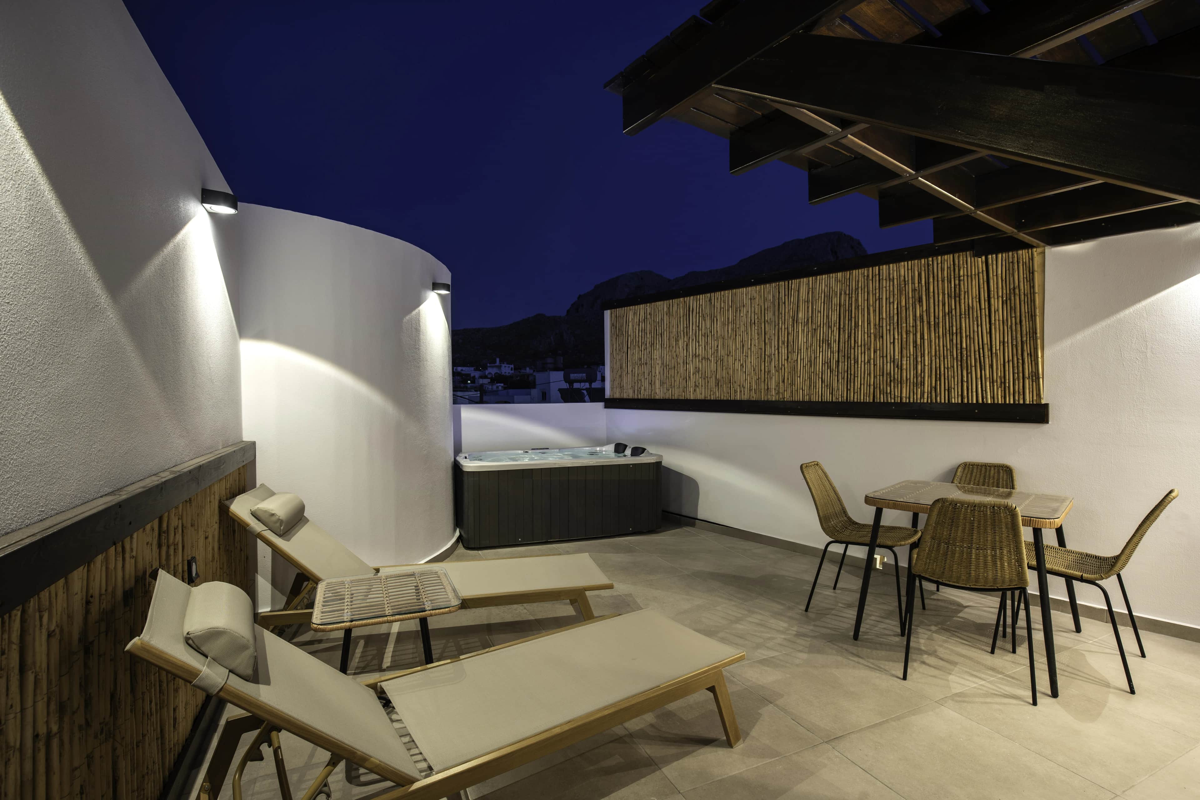 ARCH Luxury Suites - Orama — photo 2