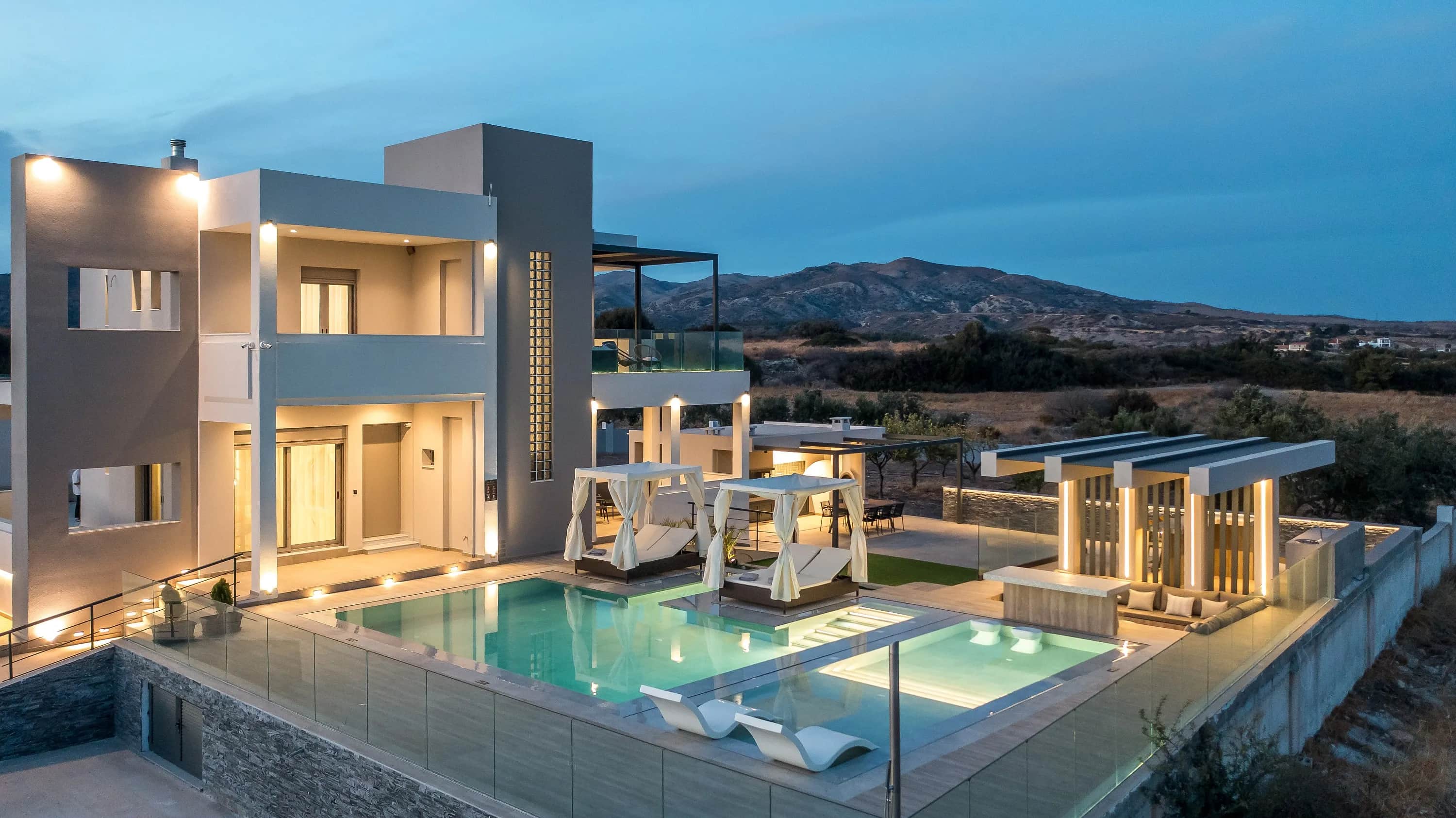 Grand Aqua Luxury Villa by Mintzi — photo 1