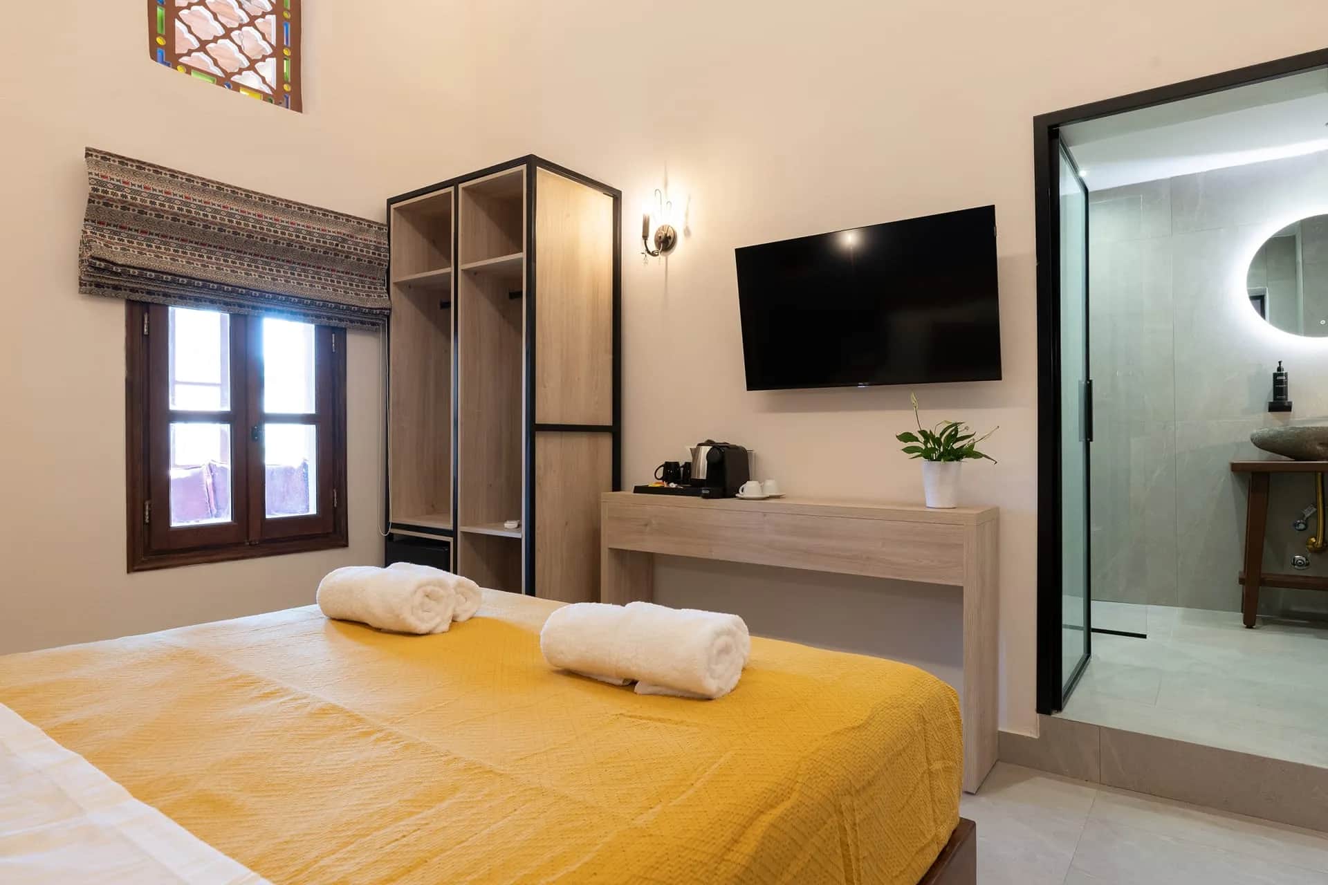 Jivaeri Luxury Suites - Anastasia Suite — photo 2