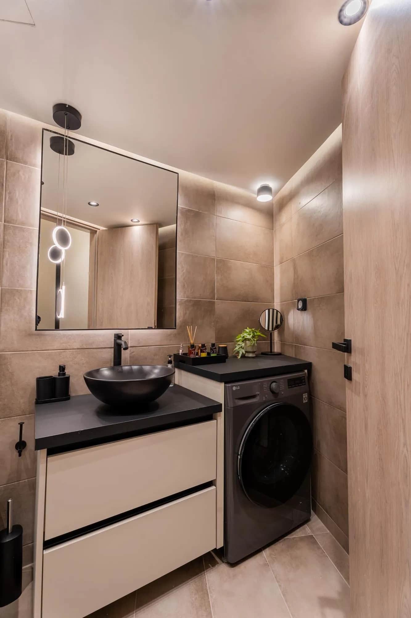 Monte Smith Luxury Suite 2 — photo 3