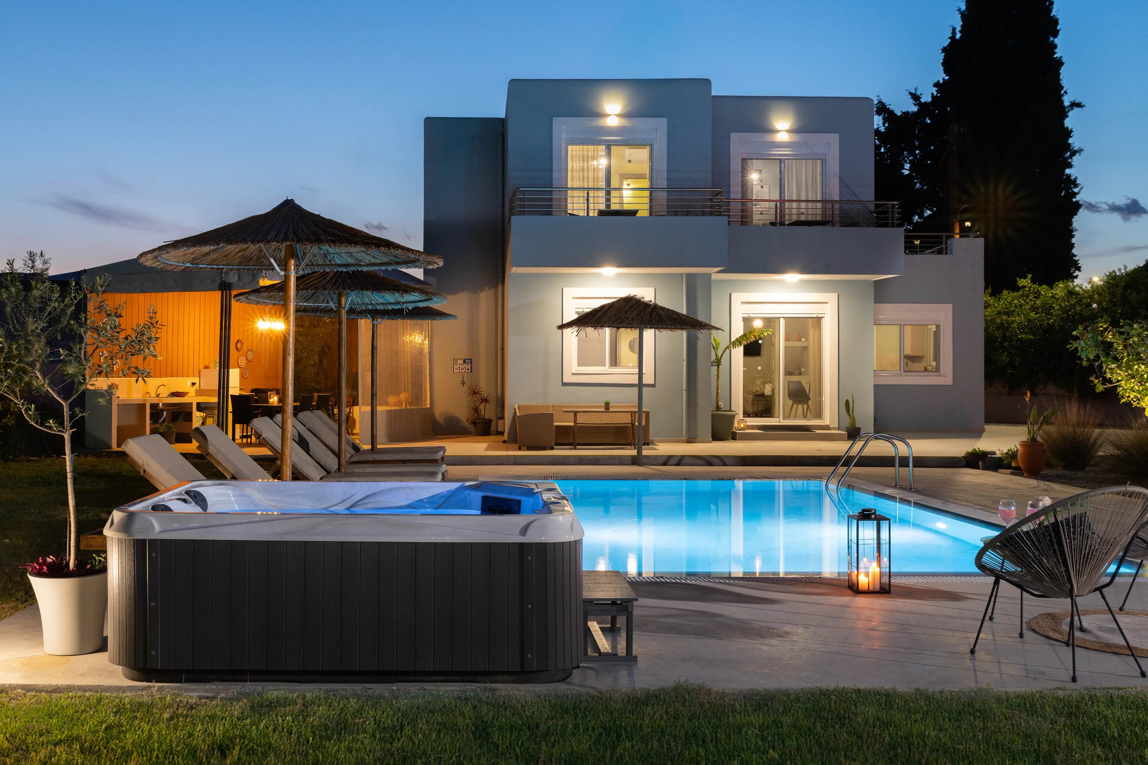 Ethria Pool Villa with heated jacuzzi — photo 1