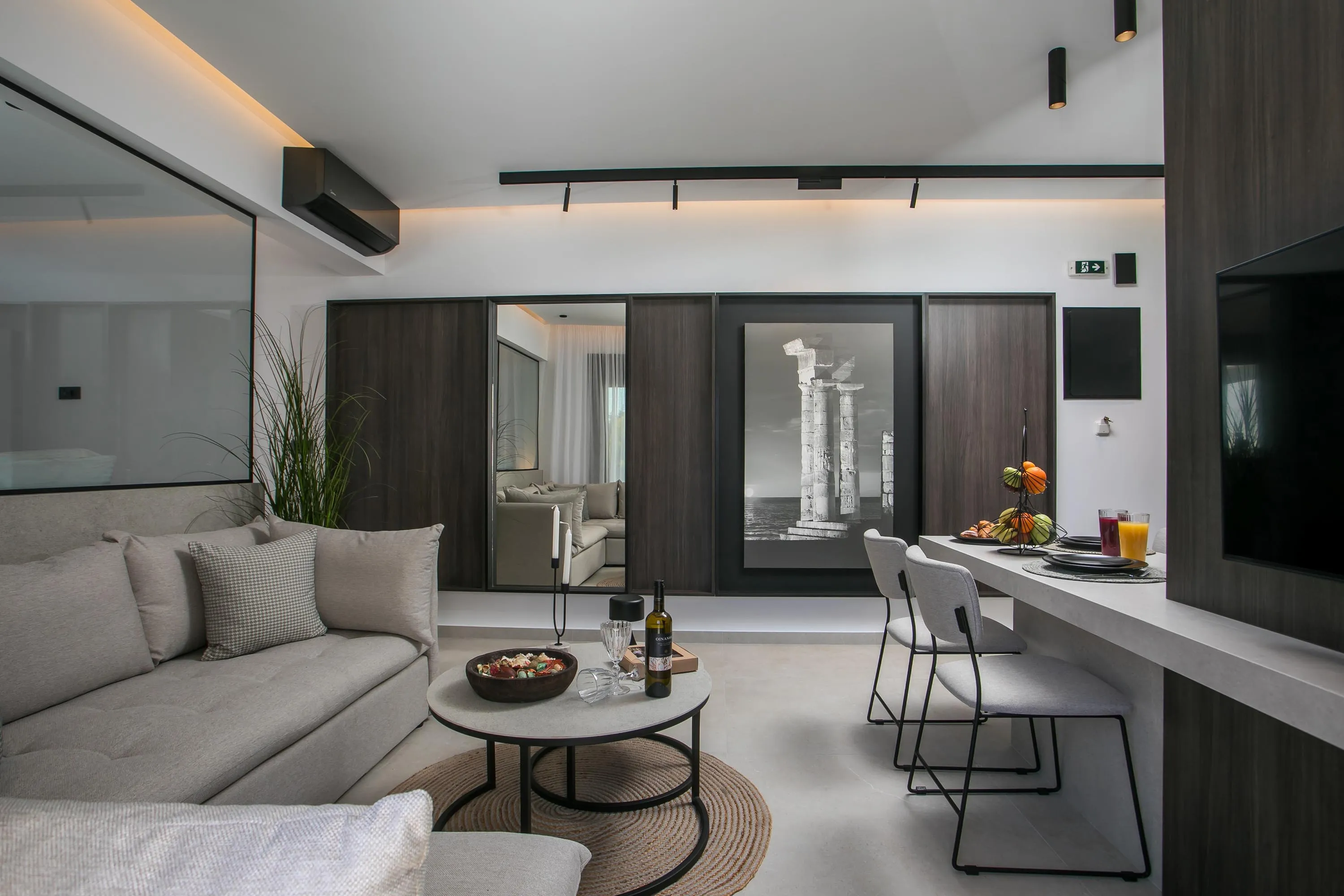 Karma Luxury Suite 7 — photo 2