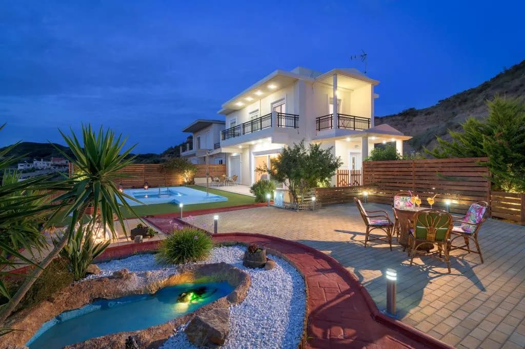 Dreamcatcher Villa, Pastida