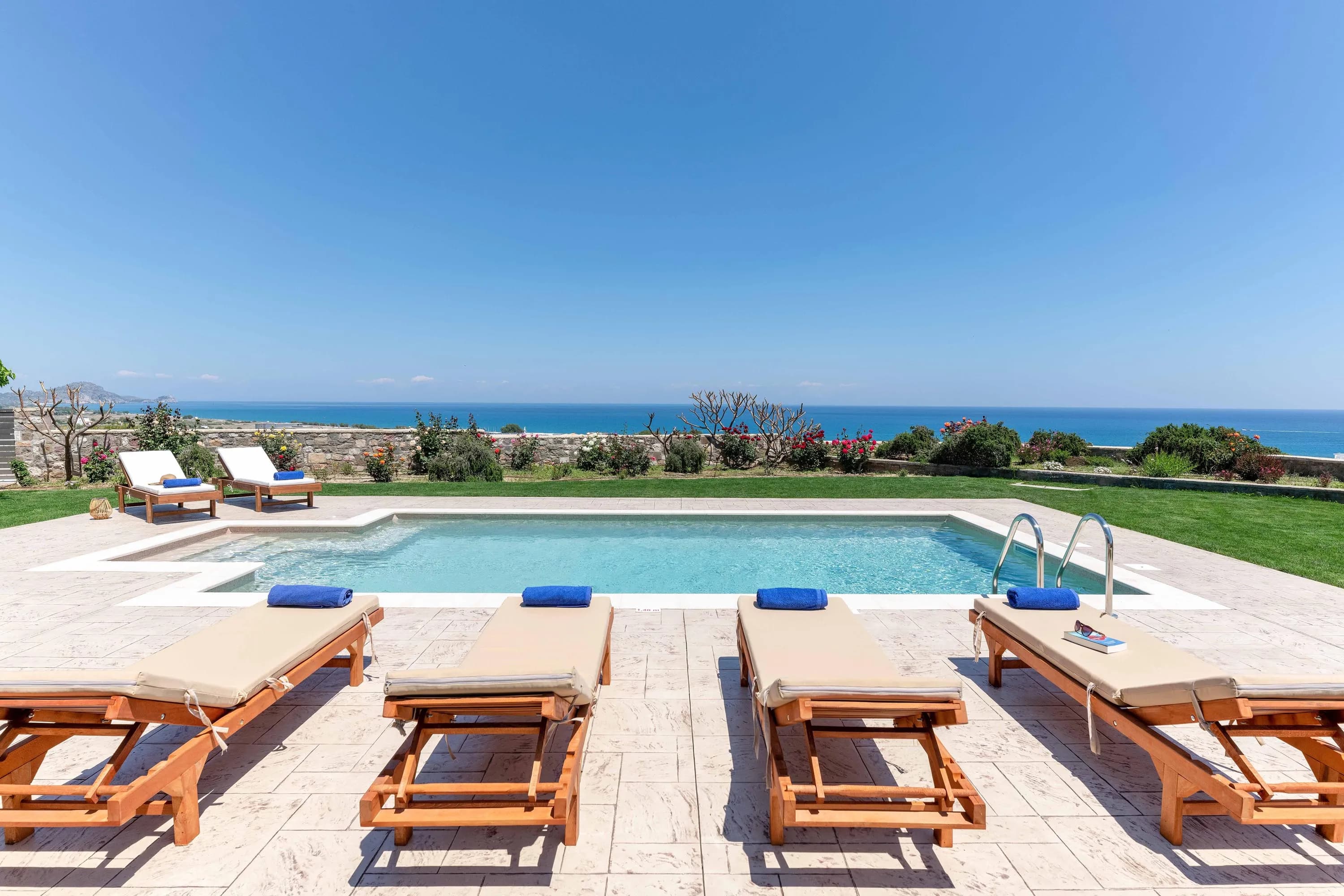 Majestic View Villa  — photo 1