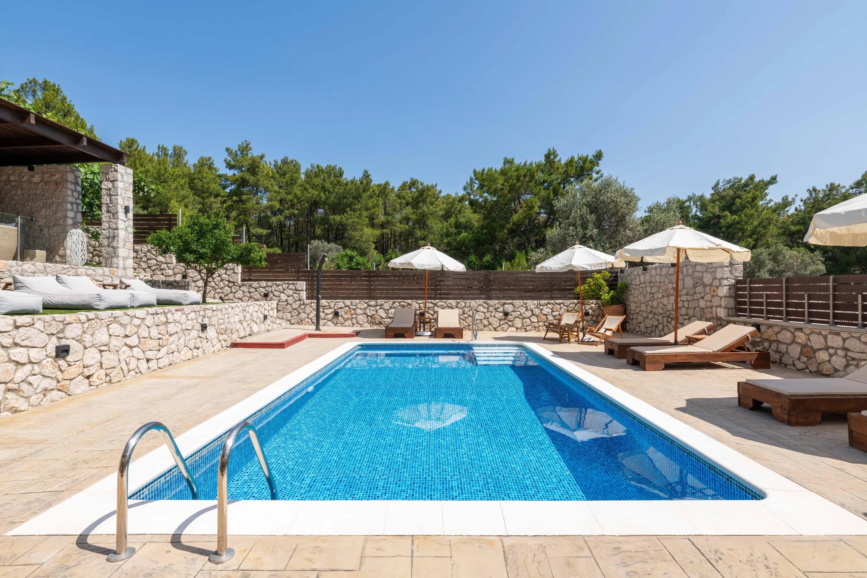 Villa Adonis Nature — photo 3
