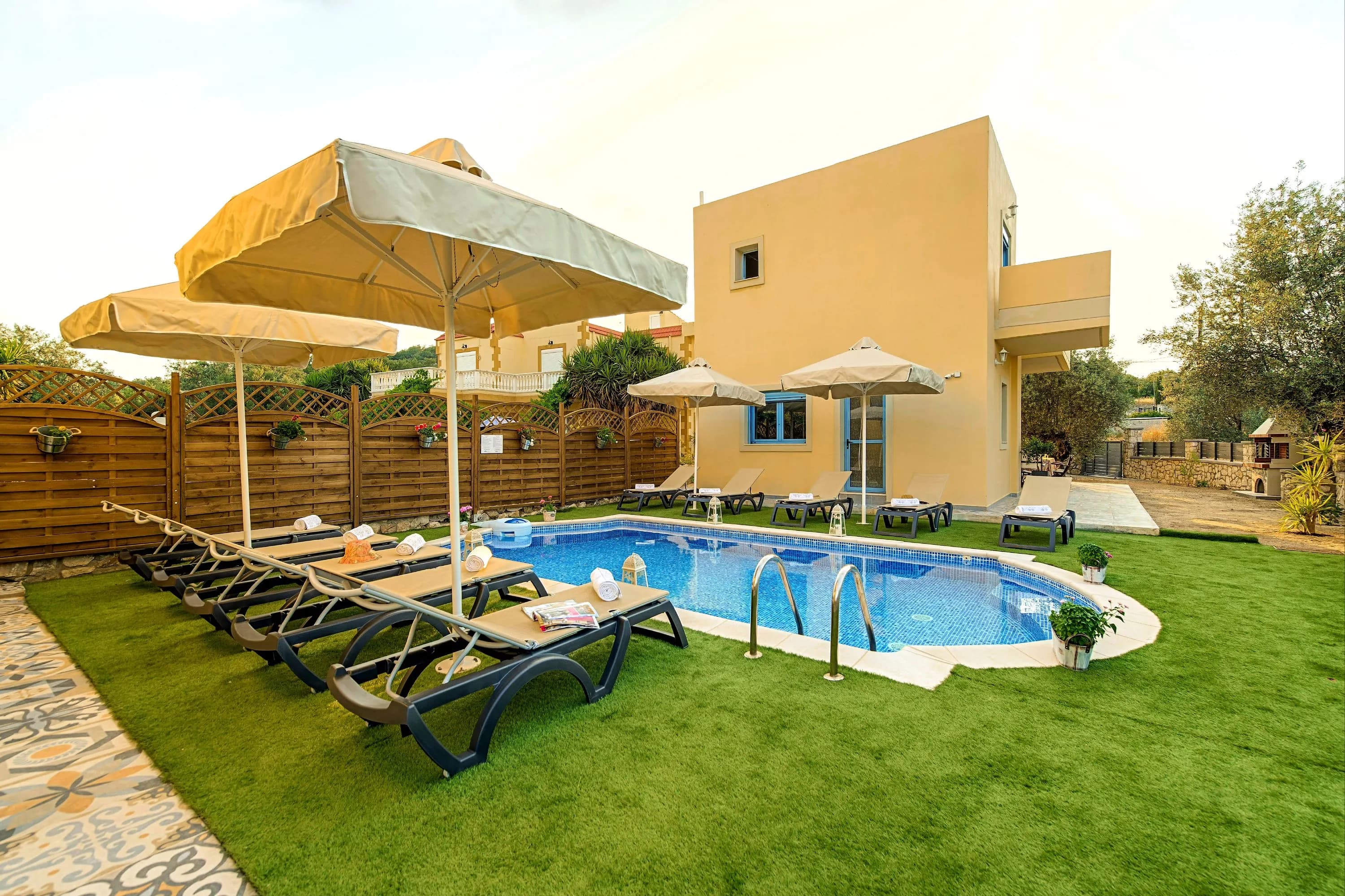 Retro Villas - Superior Villa with Shared Pool — photo 2