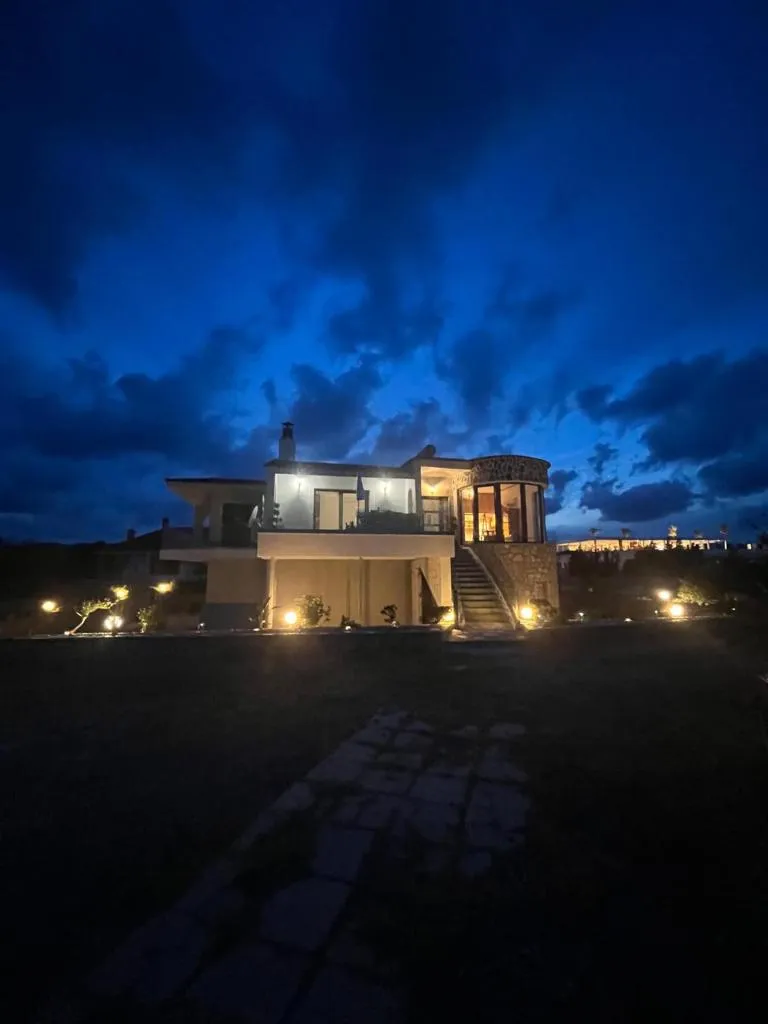Villa Eleni, Gennadi