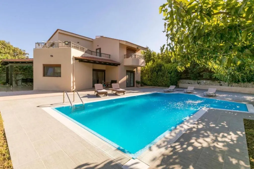 Villa Leyland, Faliraki