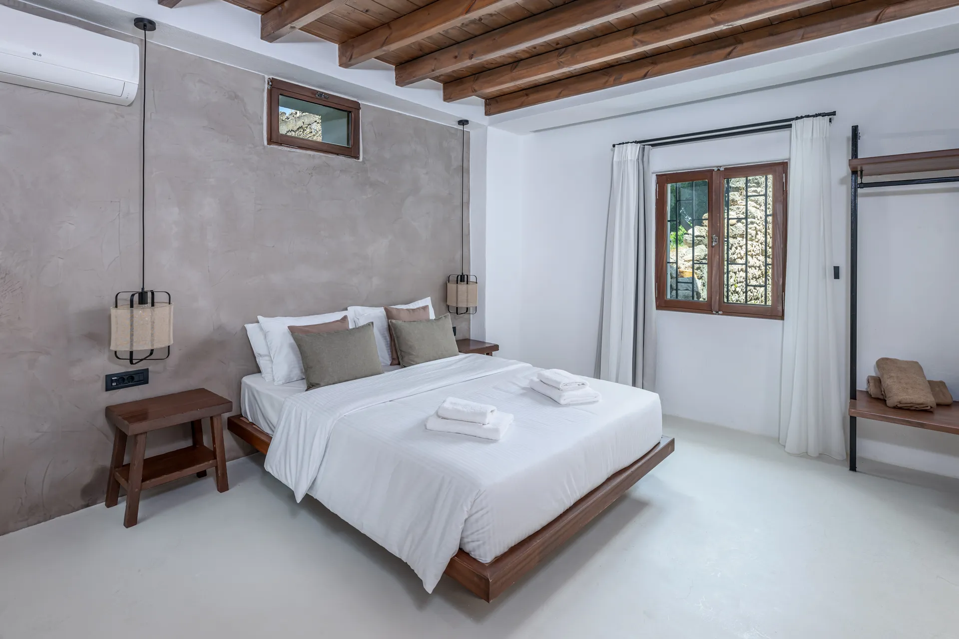 Elia Suites - Suite 1 — photo 1