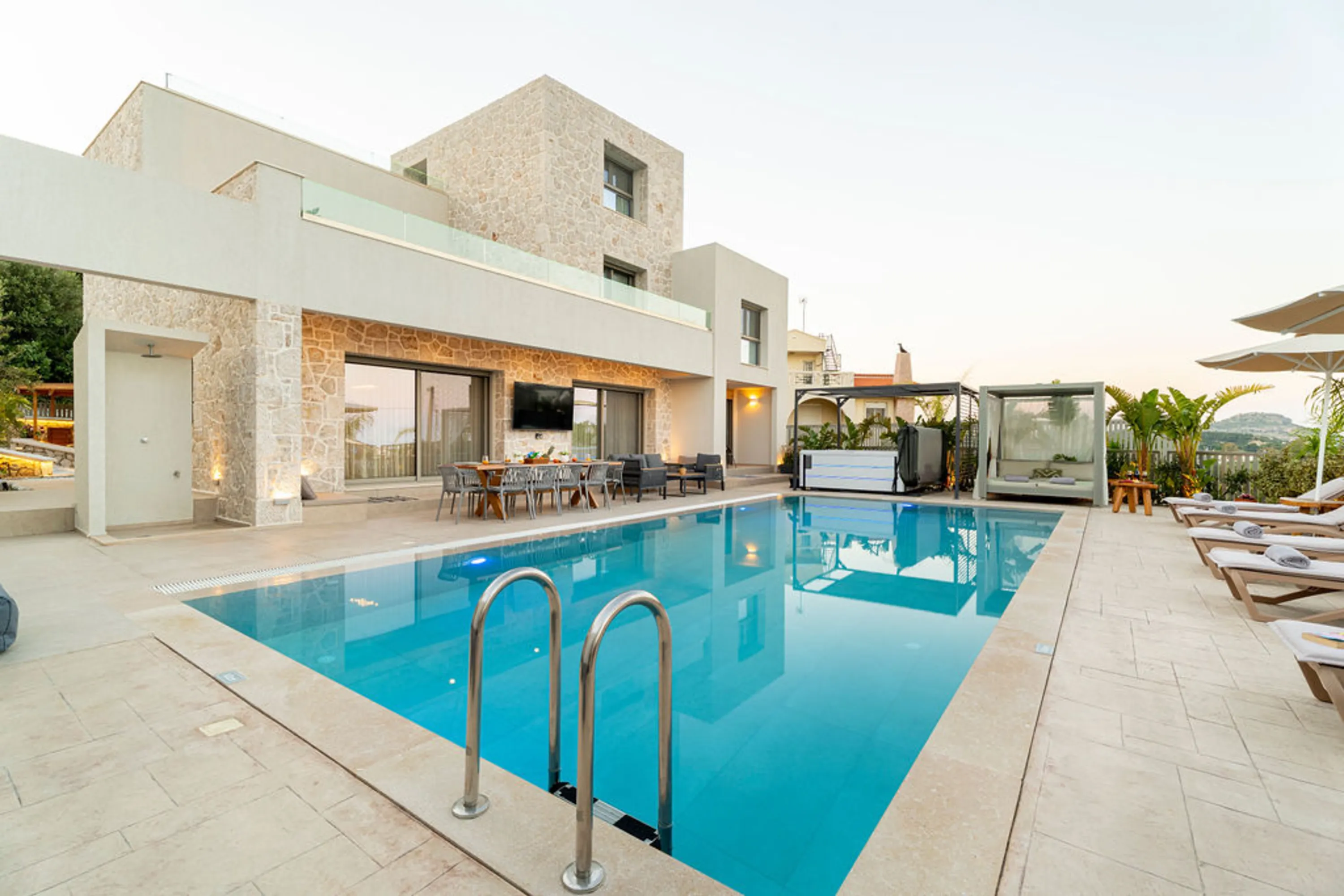Arfna Grand Villa — photo 1