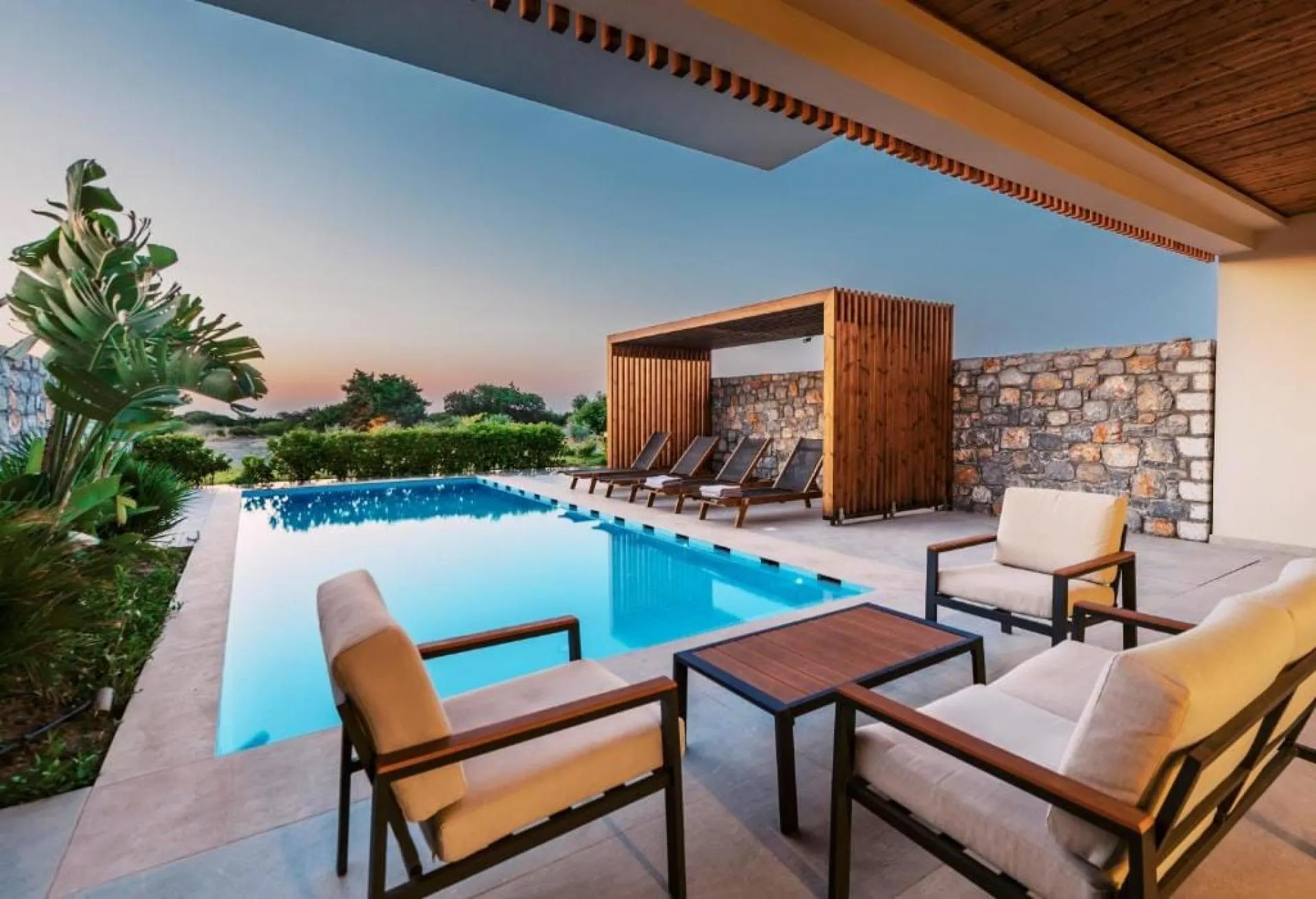Aethrion Luxury Villa- 3 Bedroom — photo 2