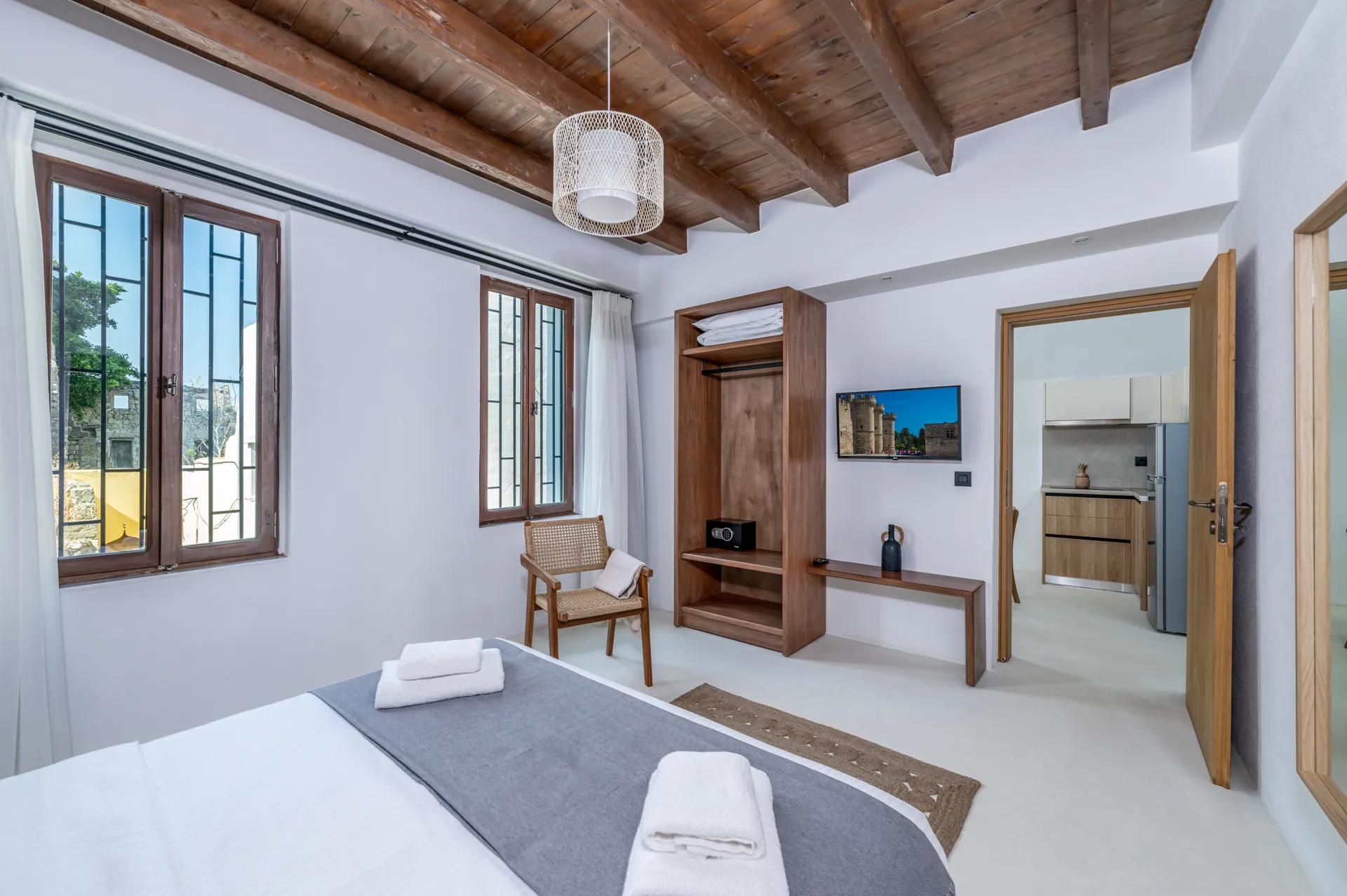Elia Suites - Suite 3 — photo 3