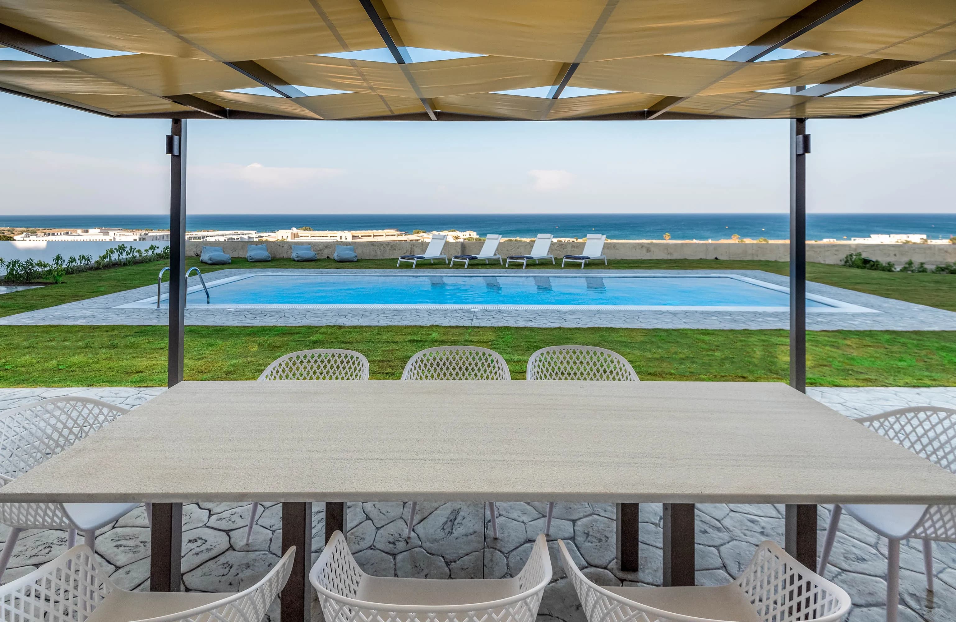 Hill & Sea View Villa up to 8 — photo 2